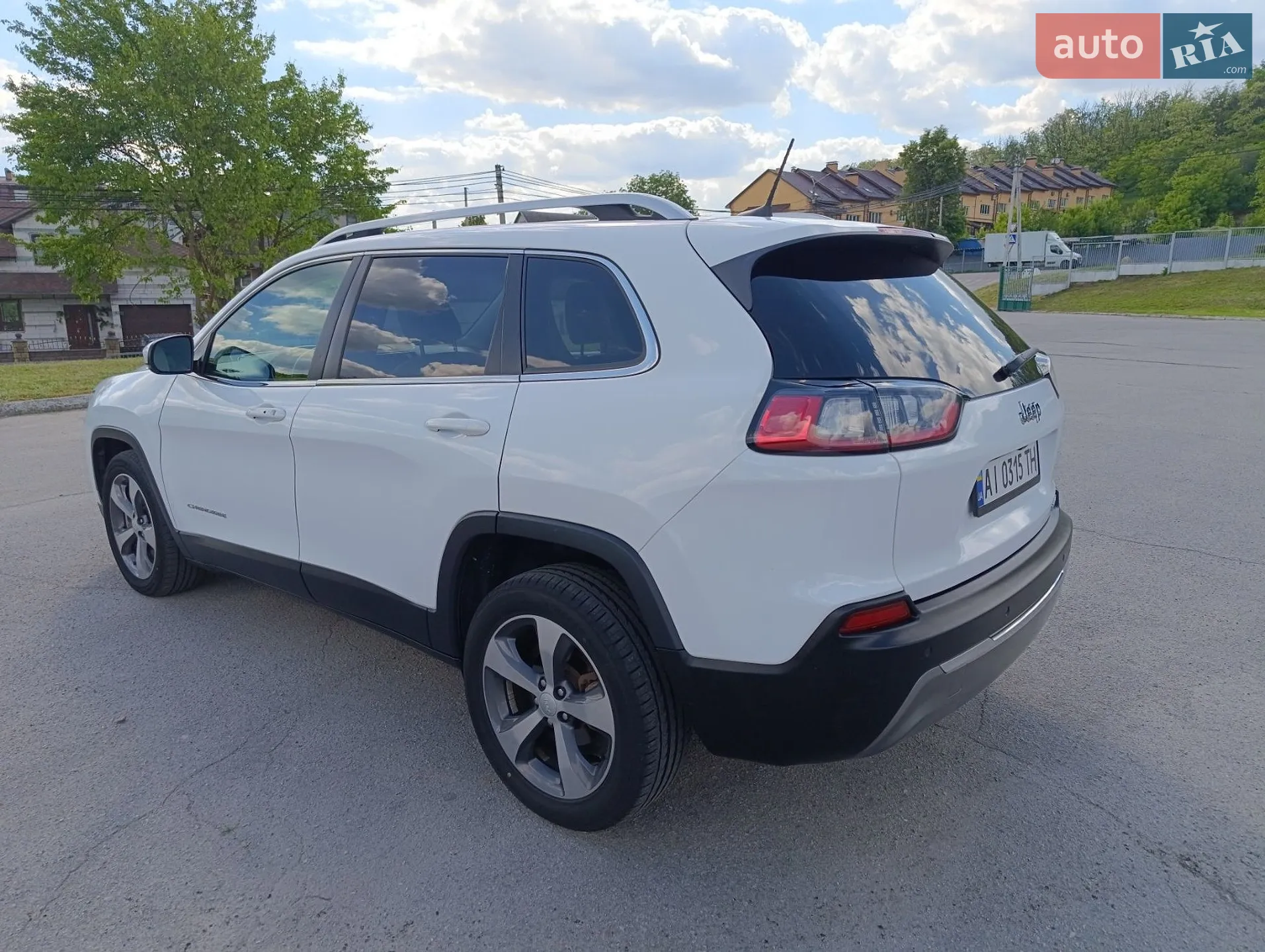 2019 Jeep Cherokee - мініатюра 2