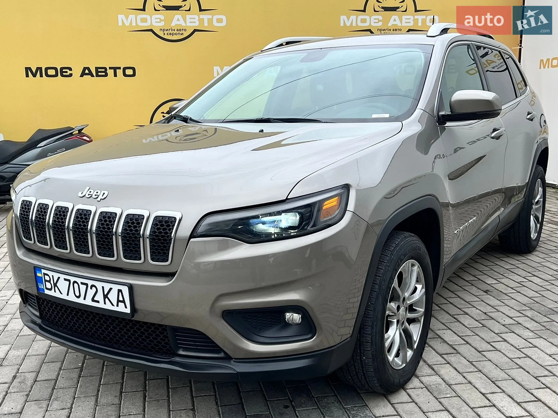 2019 Jeep Cherokee - фото 1