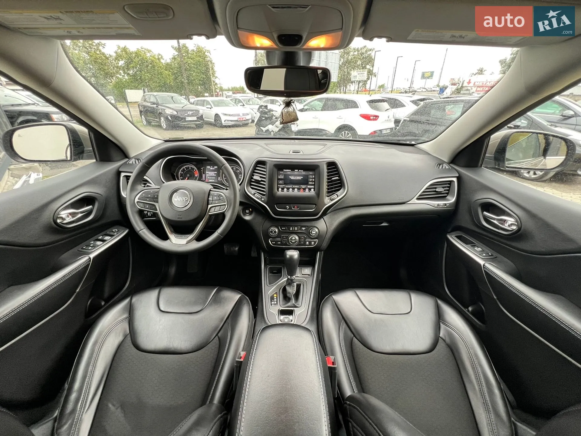 2019 Jeep Cherokee - мініатюра 14