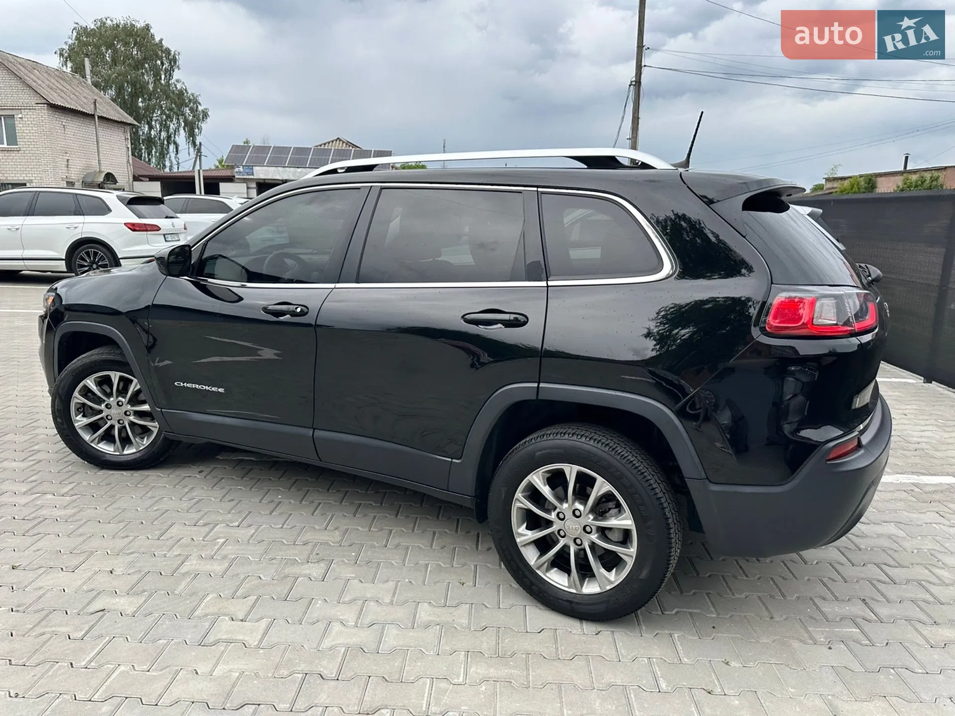 2019 Jeep Cherokee - мініатюра 20