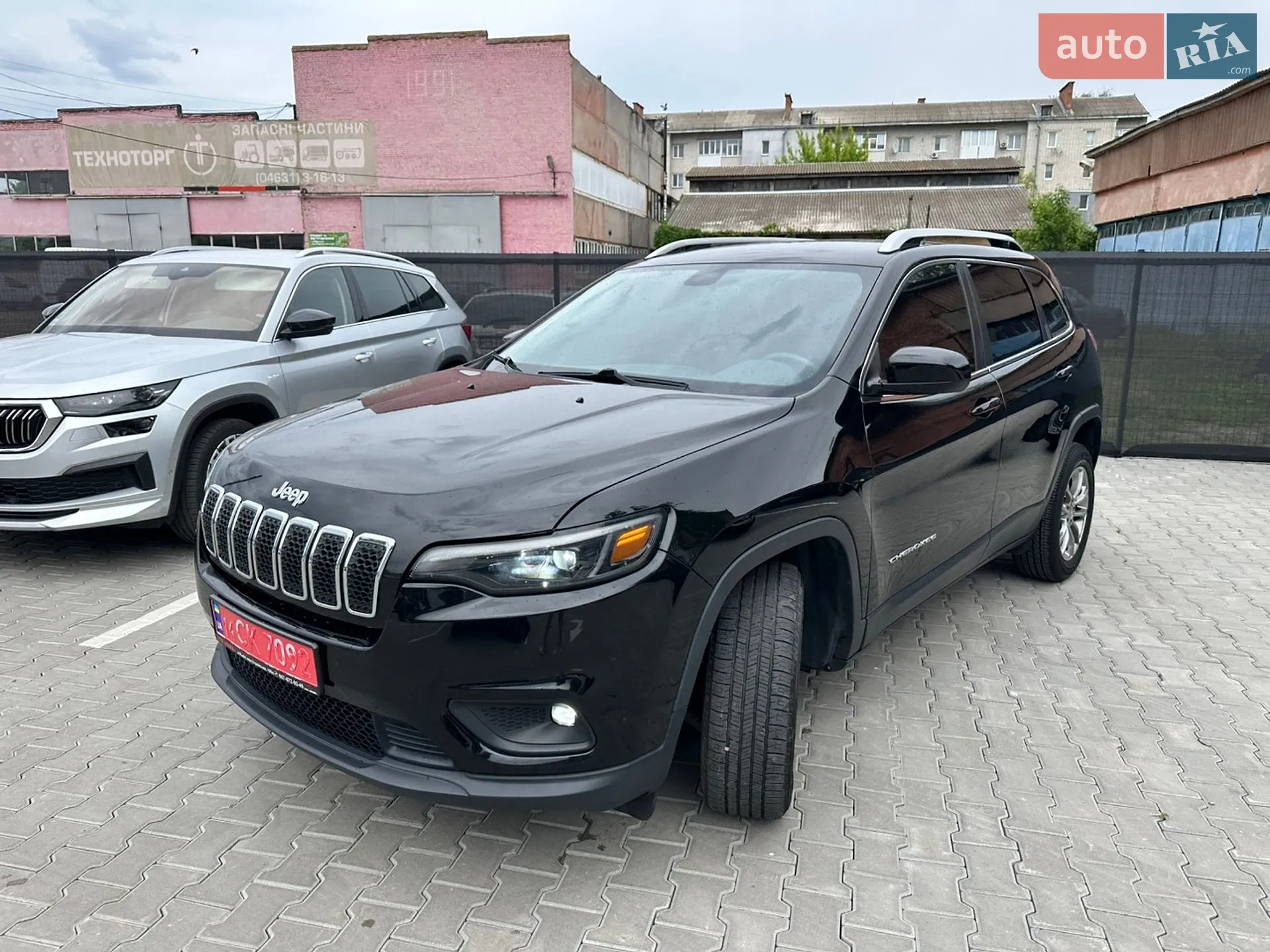 2019 Jeep Cherokee - мініатюра 26