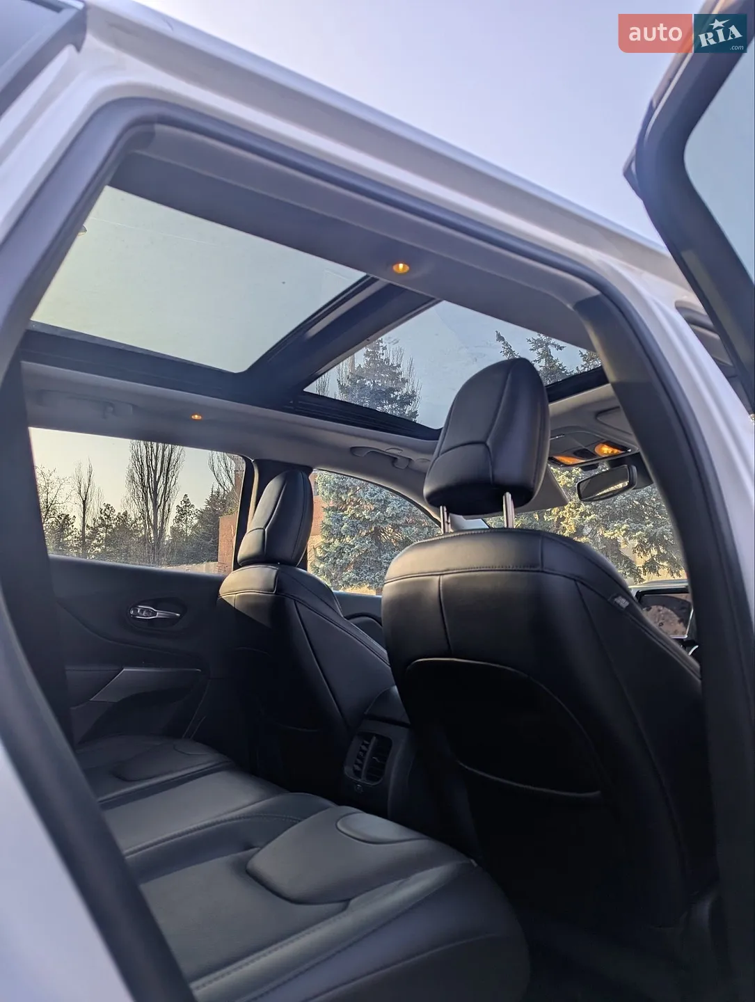 2021 Jeep Cherokee - мініатюра 14
