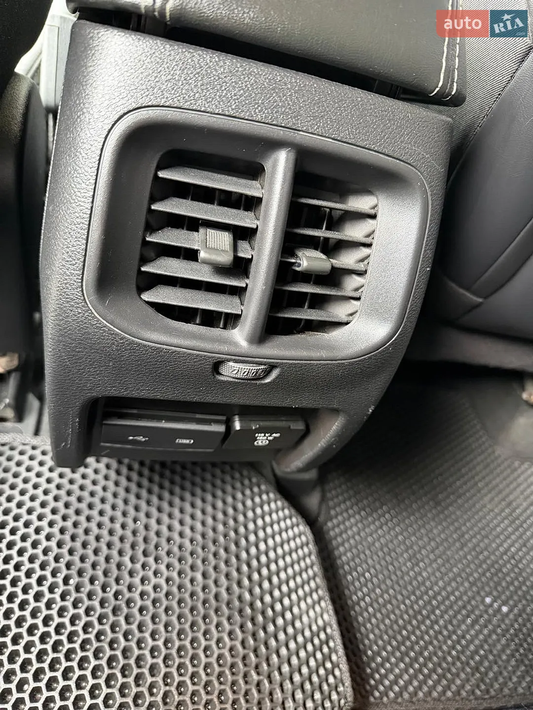 2019 Jeep Cherokee - мініатюра 21