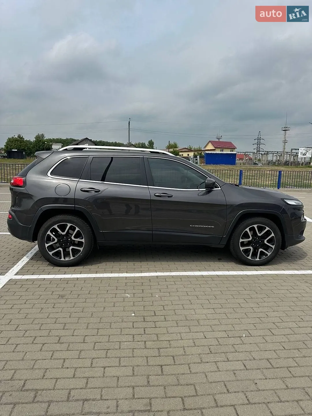 2016 Jeep Cherokee - мініатюра 37