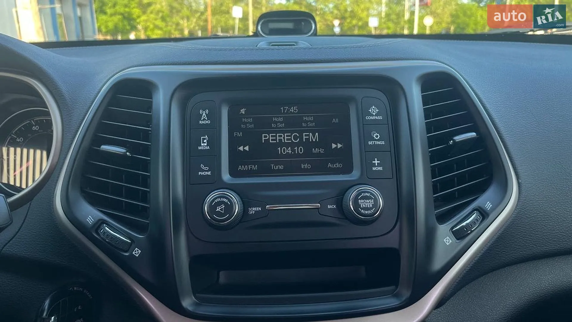 2014 Jeep Cherokee - мініатюра 21
