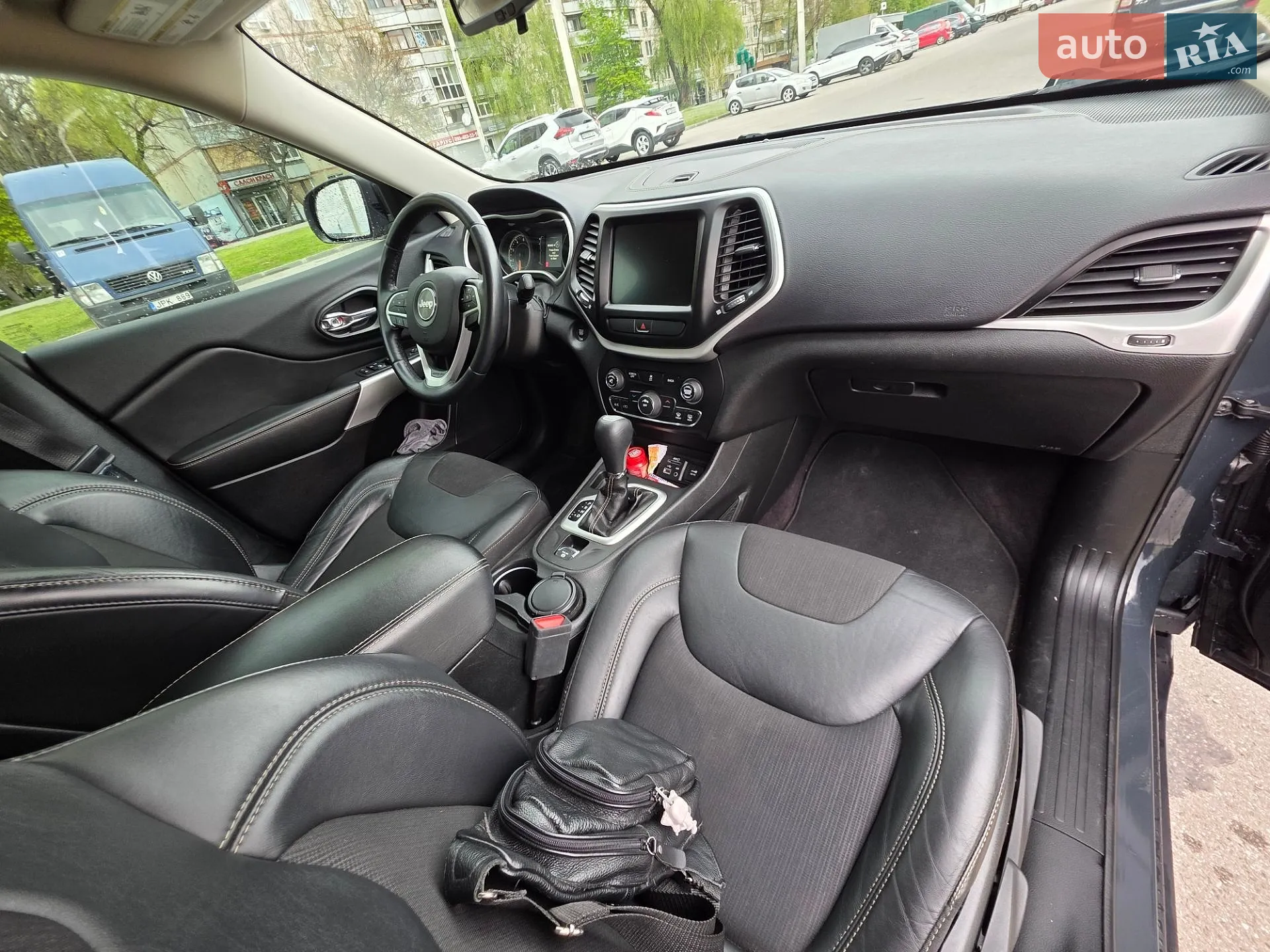 2017 Jeep Cherokee - мініатюра 10