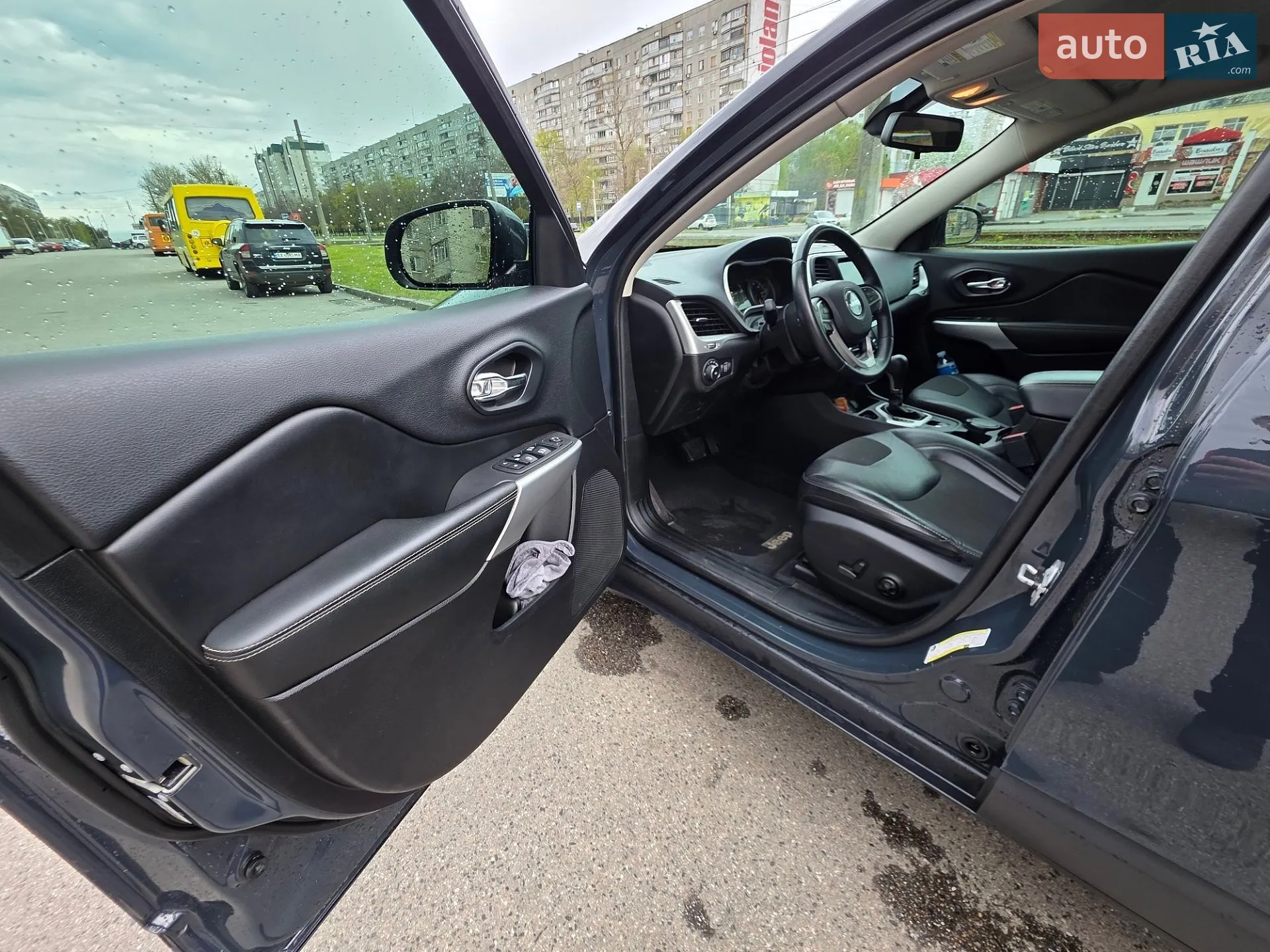 2017 Jeep Cherokee - мініатюра 13