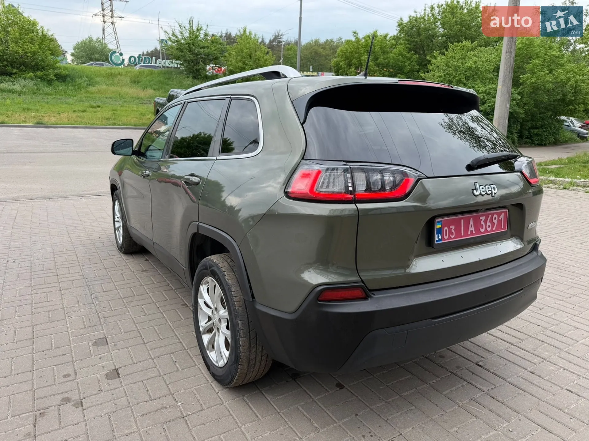 2018 Jeep Cherokee - мініатюра 9