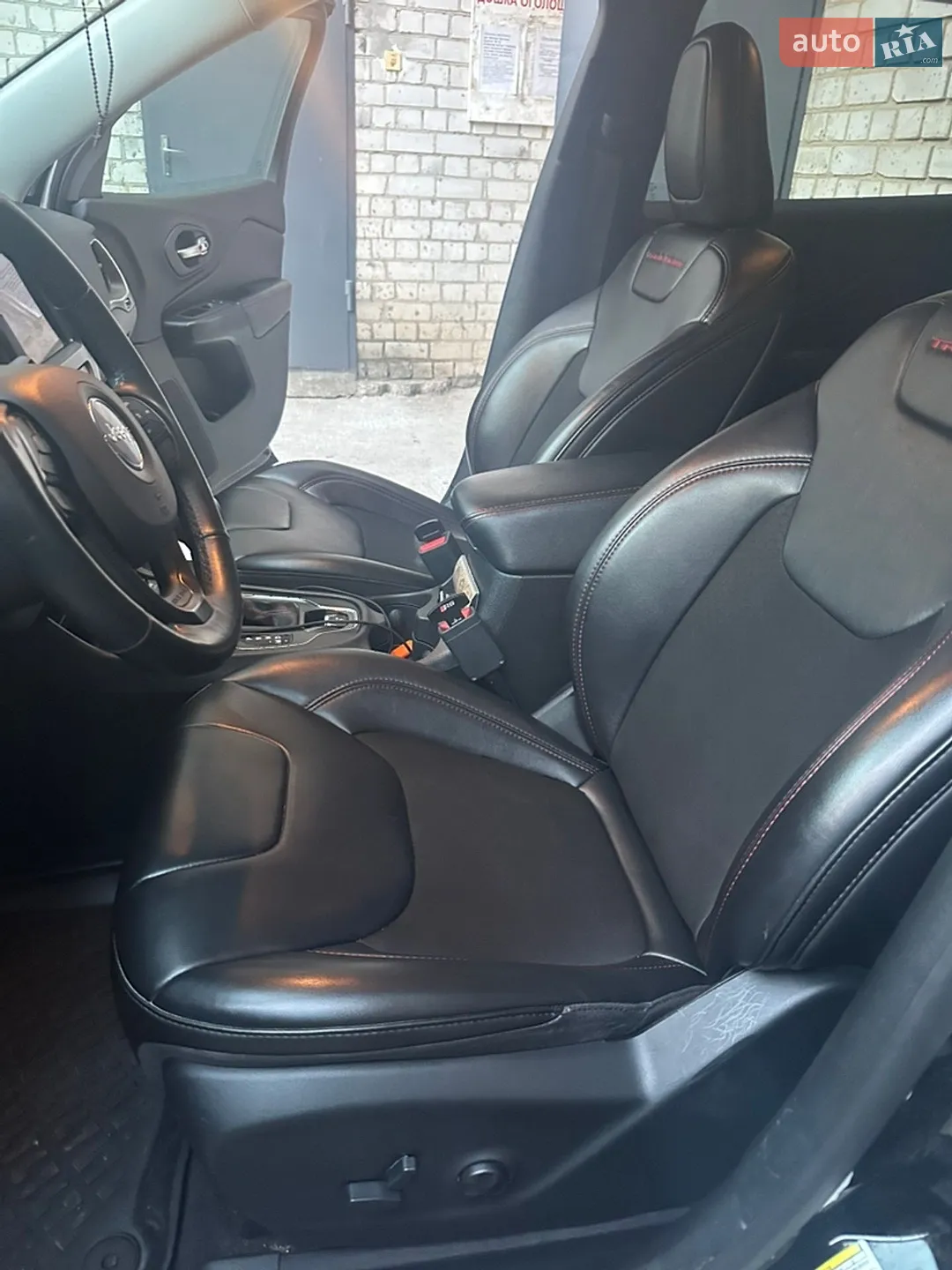 2019 Jeep Cherokee - мініатюра 35