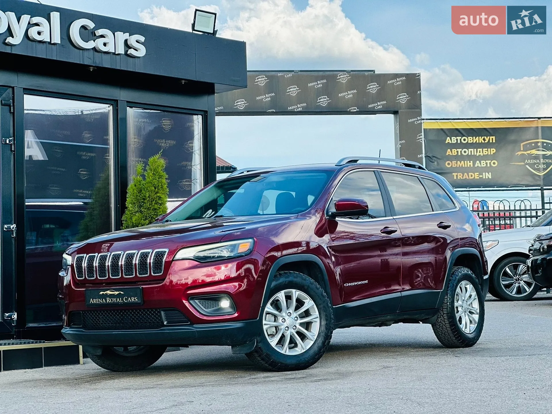 2018 Jeep Cherokee - фото 1