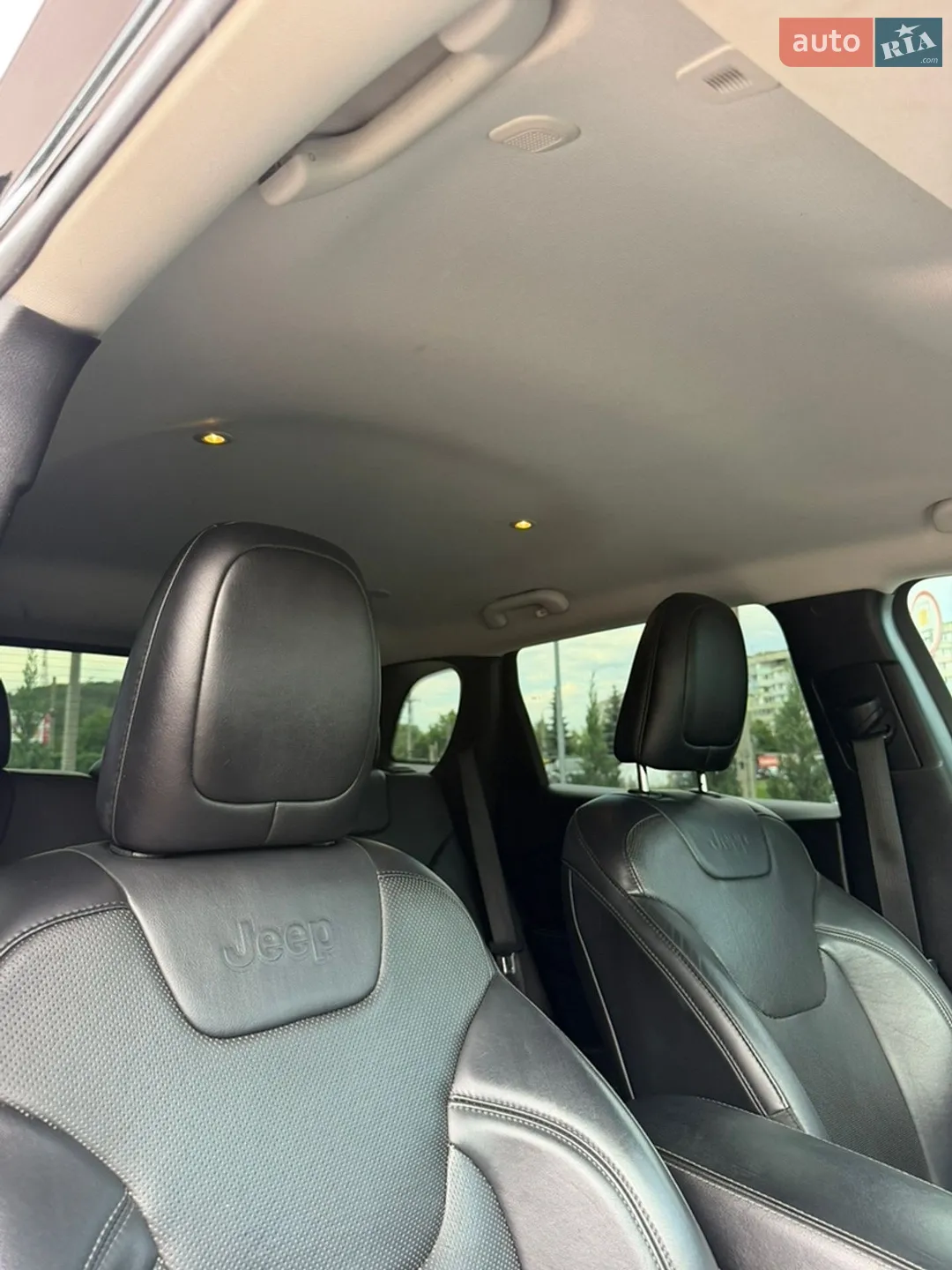 2018 Jeep Cherokee - мініатюра 28