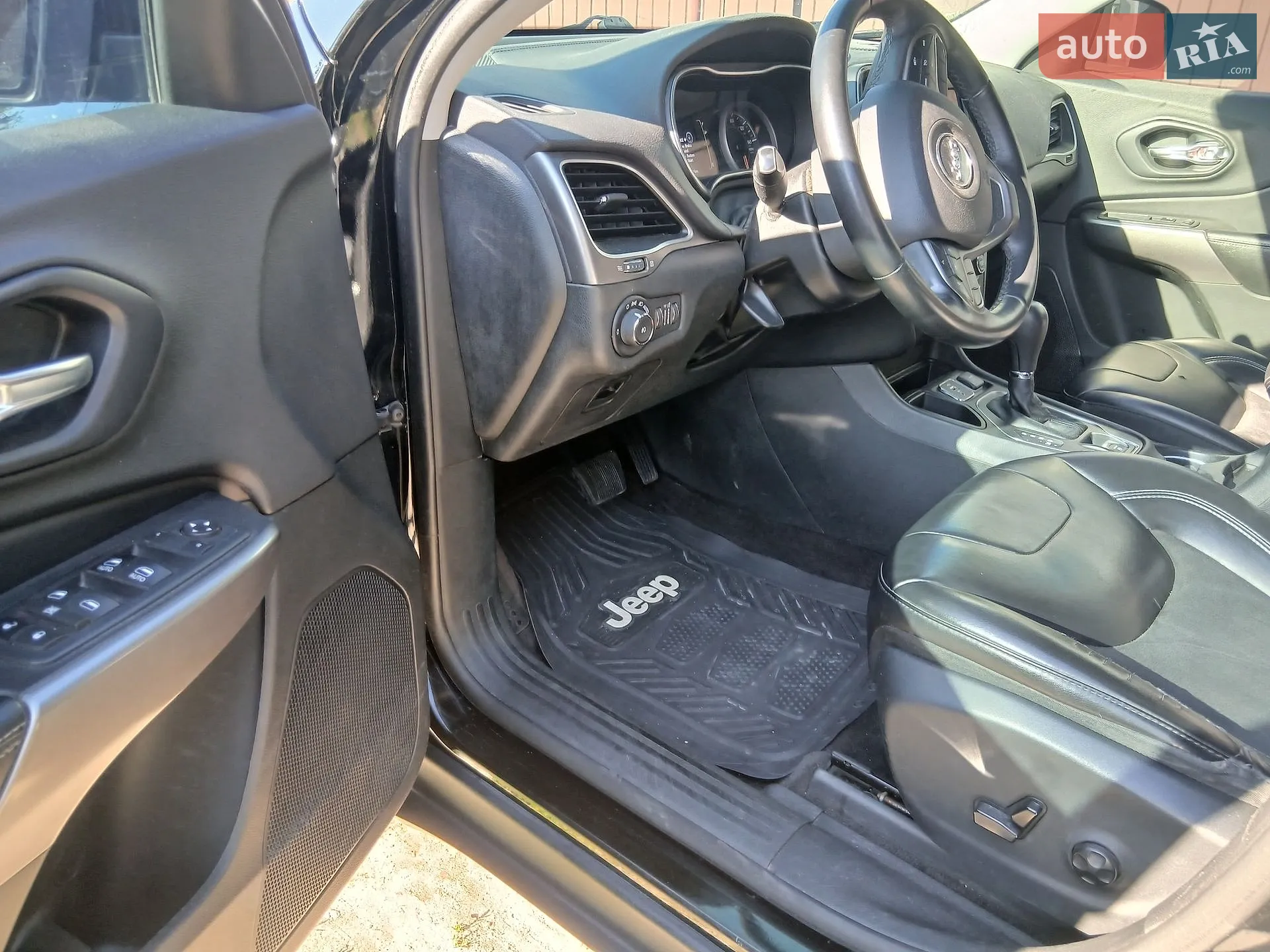2018 Jeep Cherokee - мініатюра 10