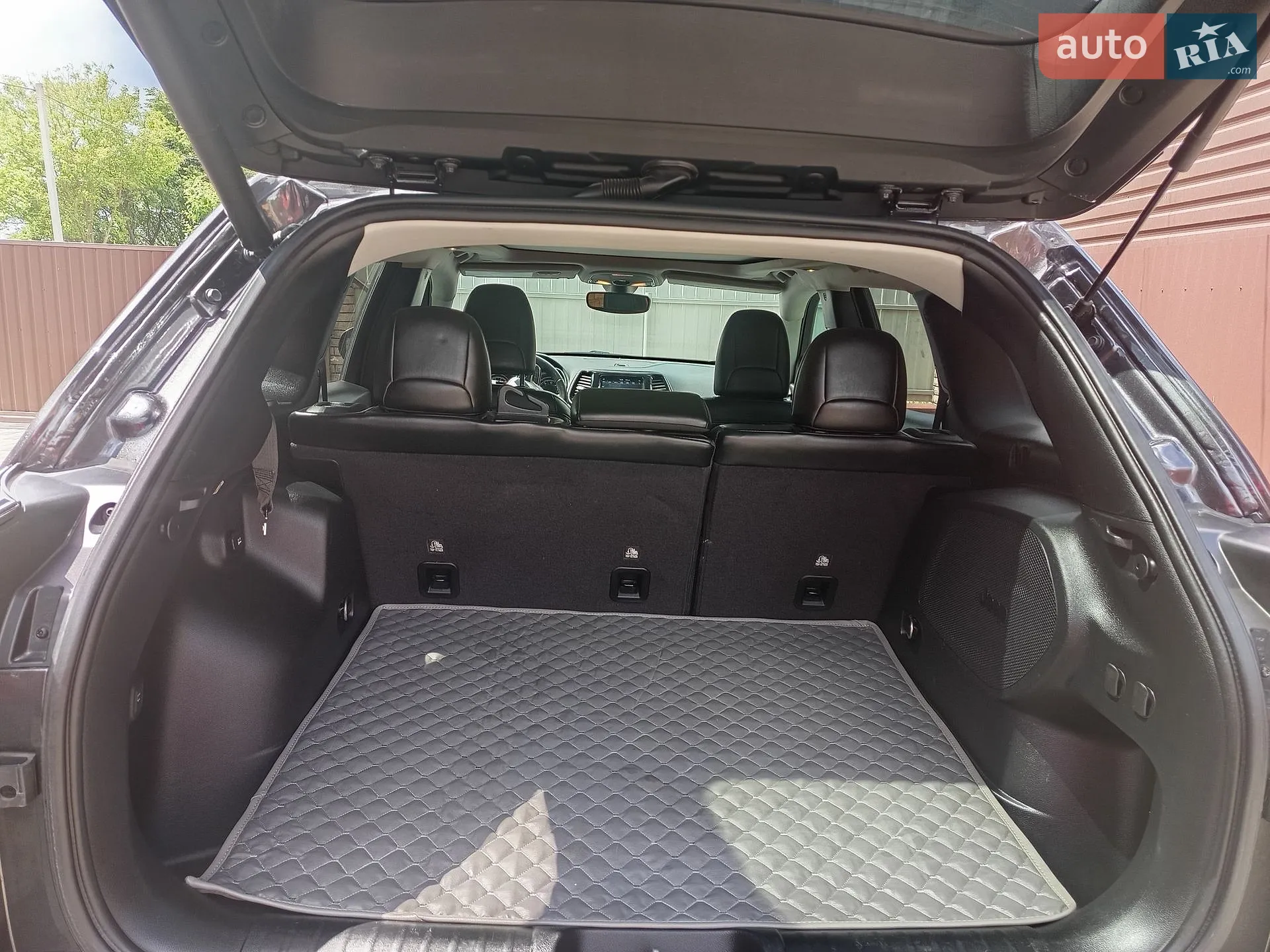 2020 Jeep Cherokee - мініатюра 33