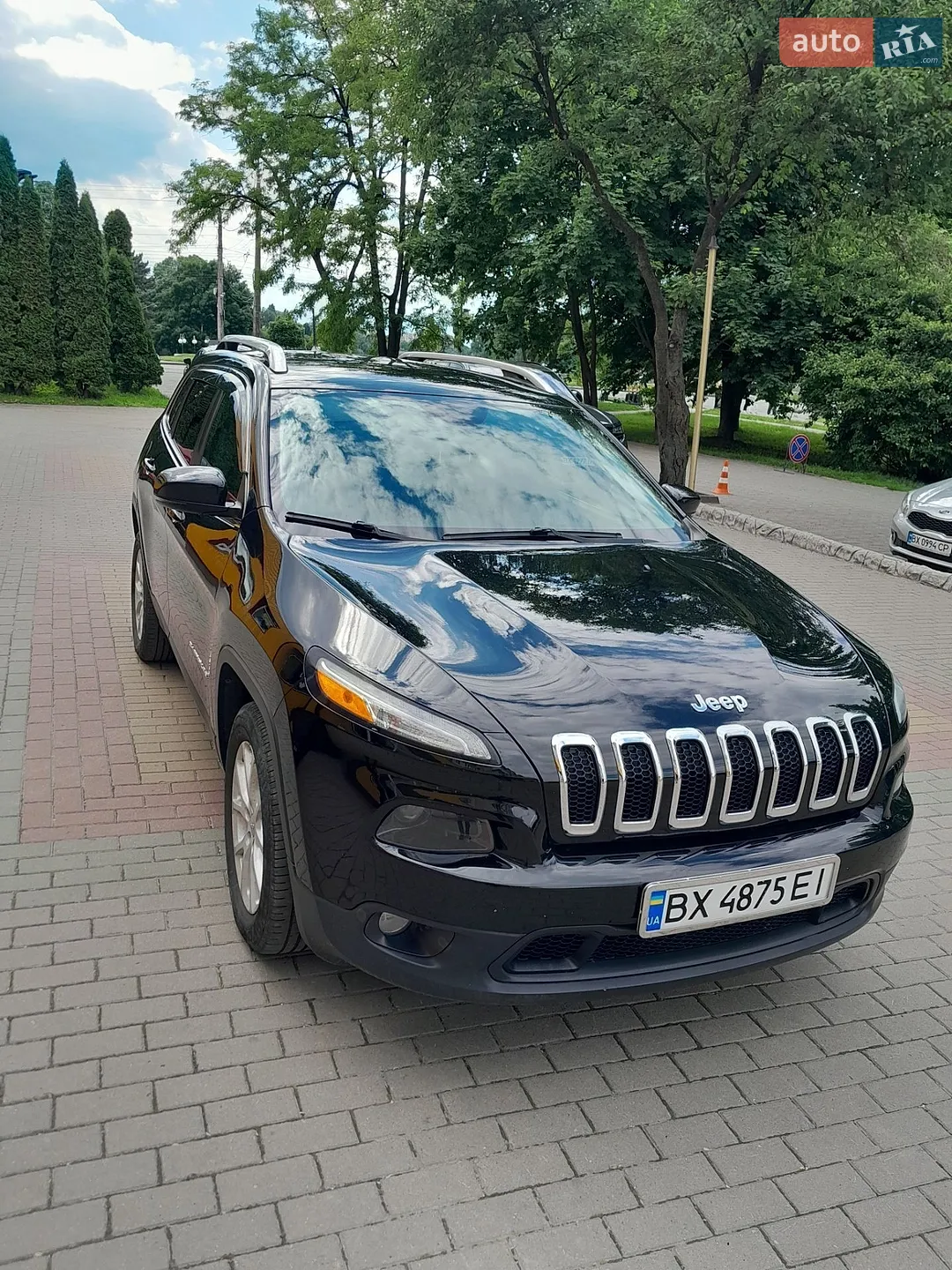 2017 Jeep Cherokee - мініатюра 3