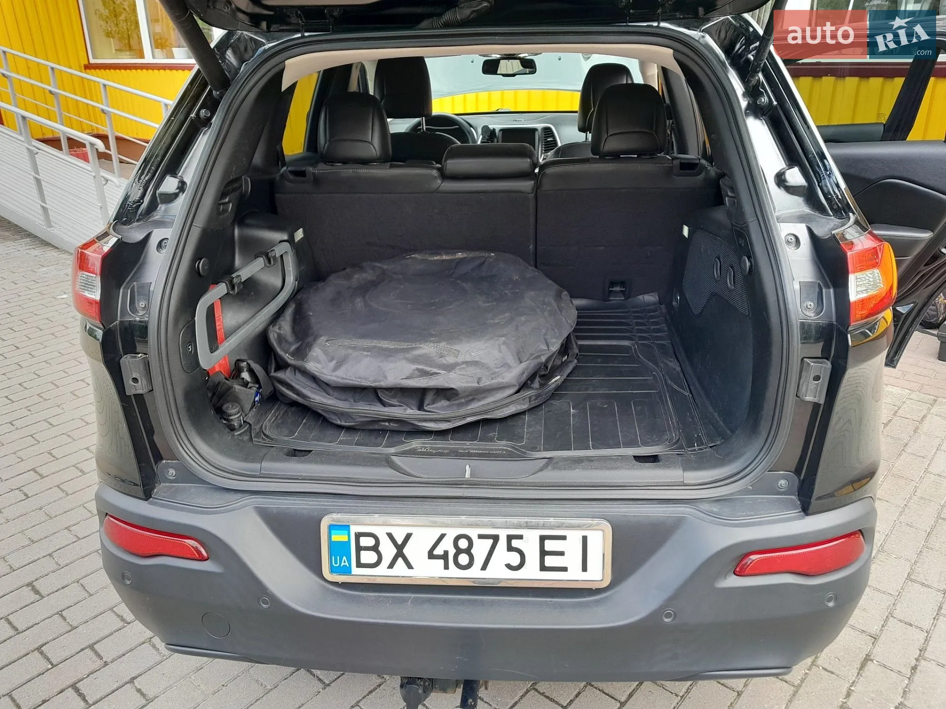2017 Jeep Cherokee - мініатюра 27