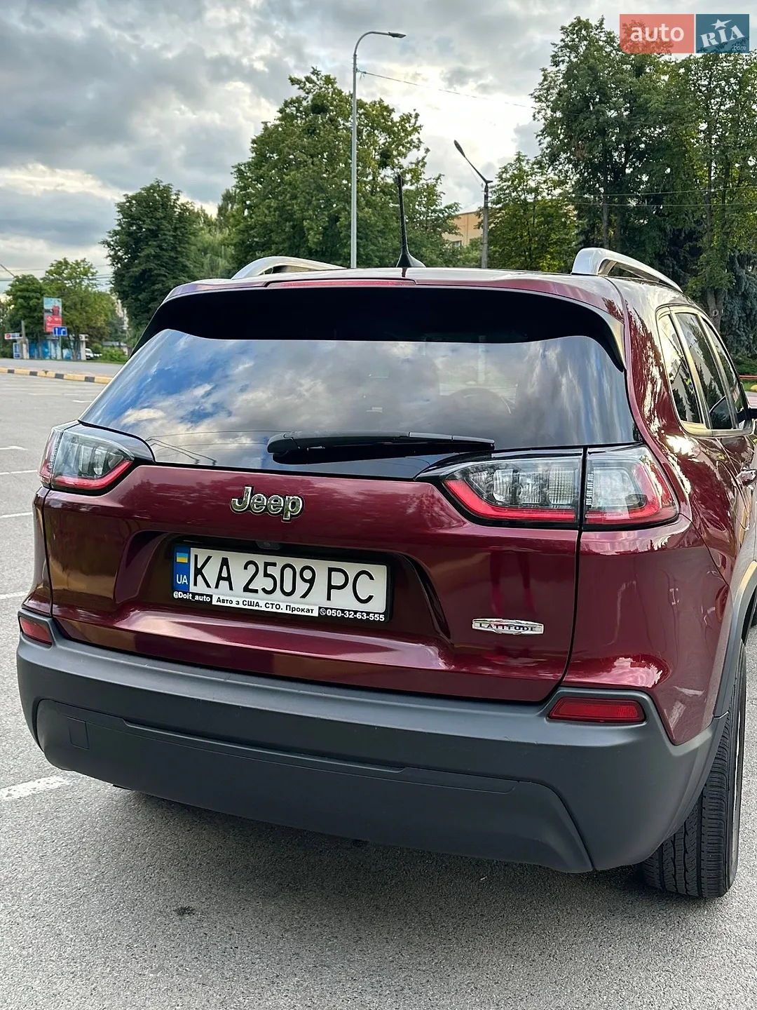 2020 Jeep Cherokee - мініатюра 8
