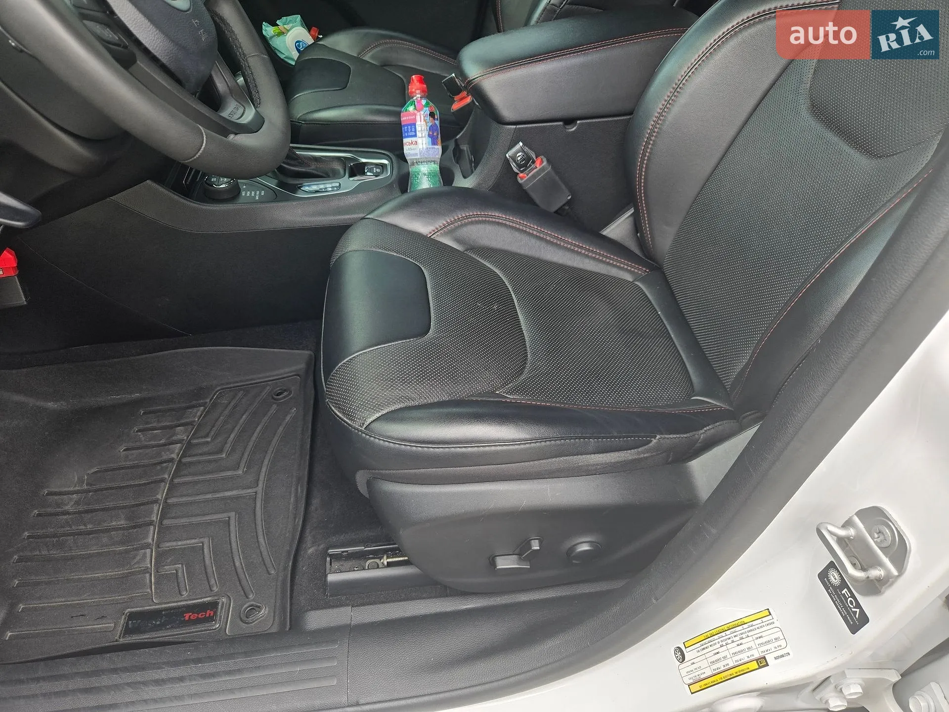 2022 Jeep Cherokee - мініатюра 28