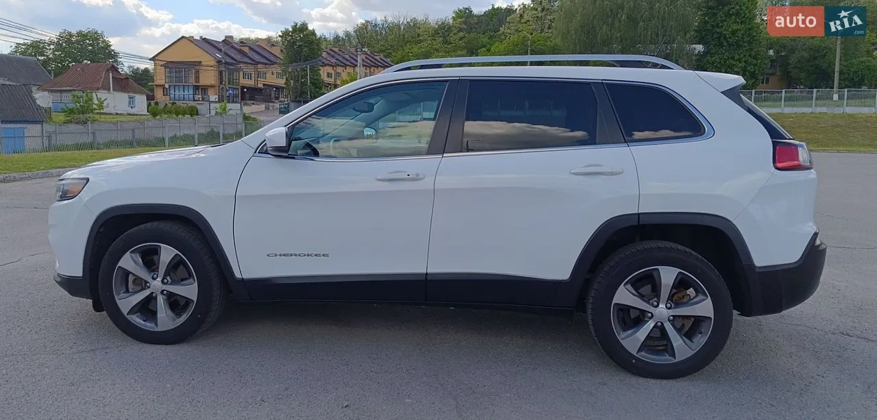 2019 Jeep Cherokee - мініатюра 32