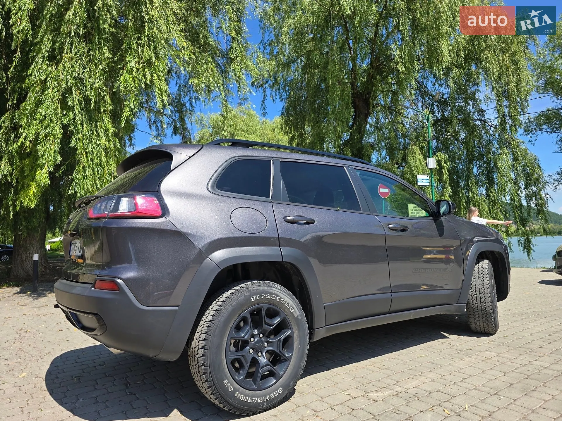 2022 Jeep Cherokee - мініатюра 10