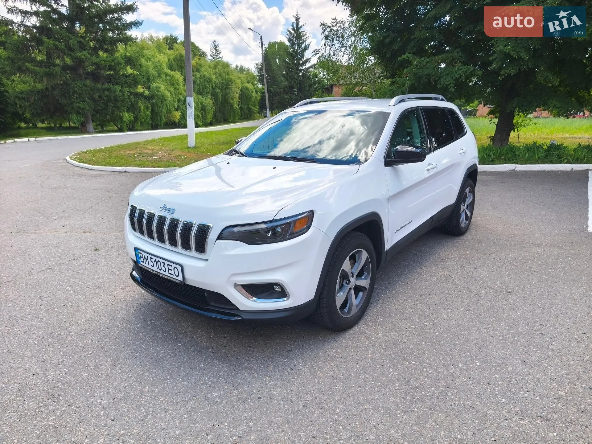 2019 Jeep Cherokee - фото 1