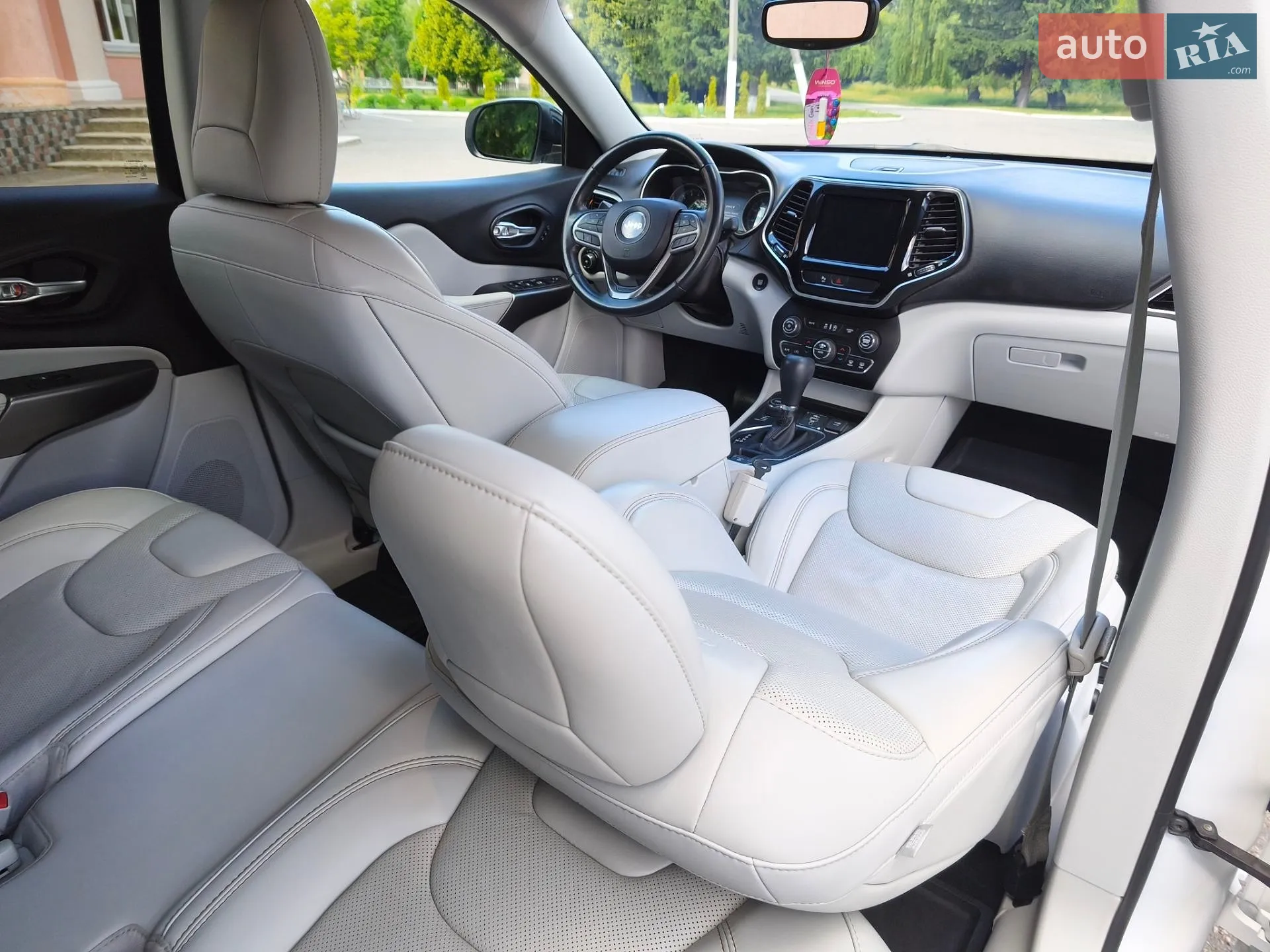 2019 Jeep Cherokee - мініатюра 43