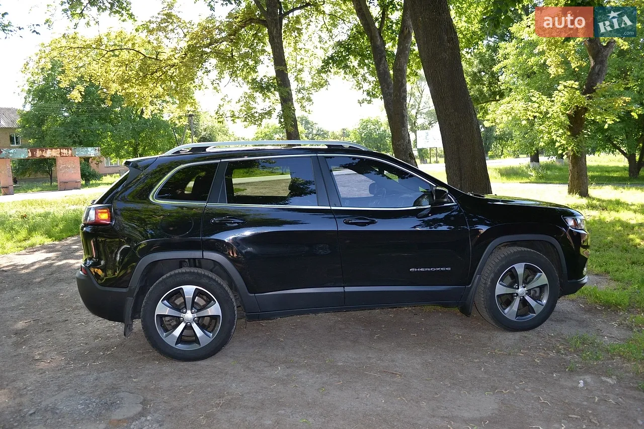 2017 Jeep Cherokee - мініатюра 45