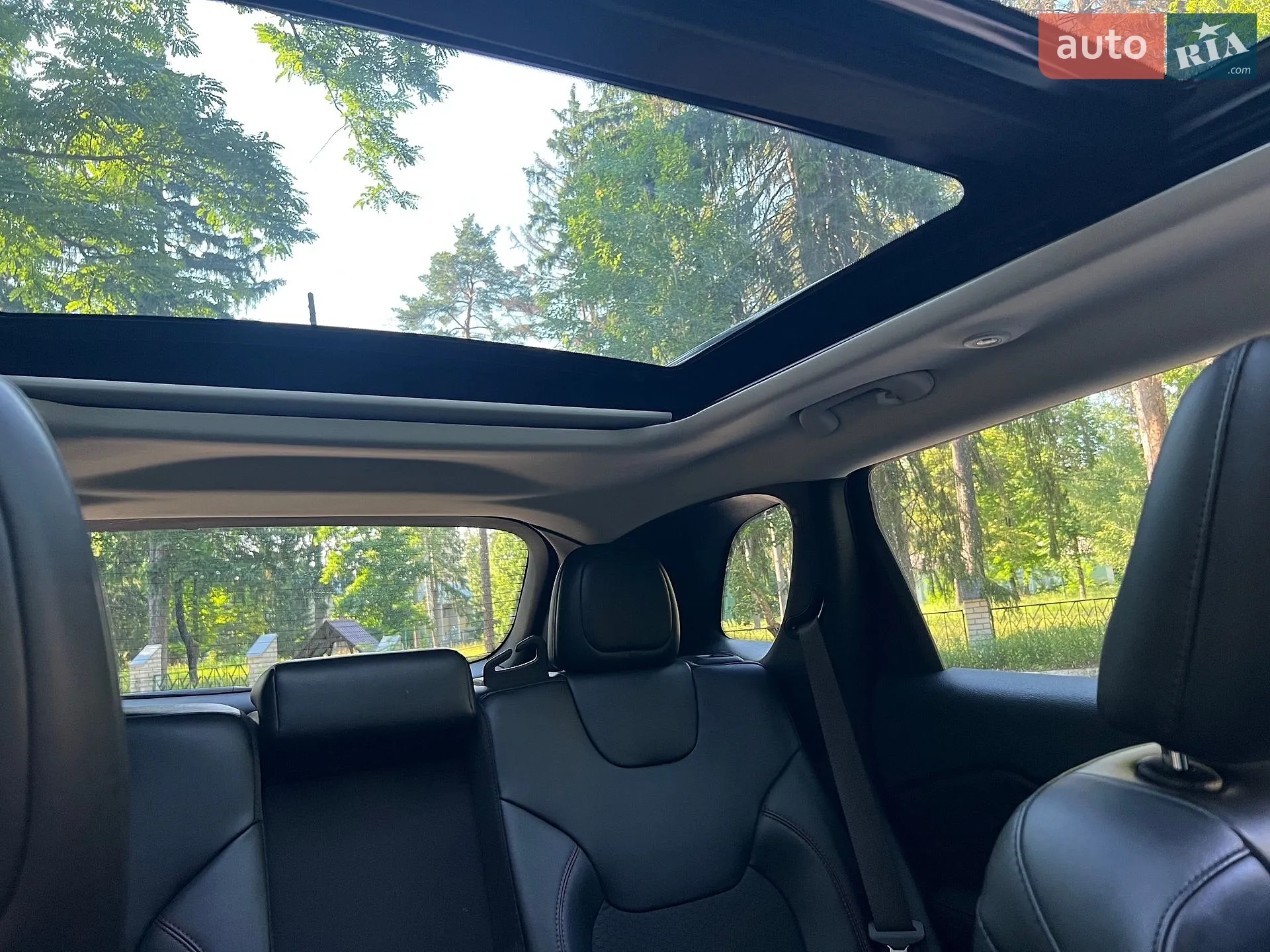 2022 Jeep Cherokee - мініатюра 28