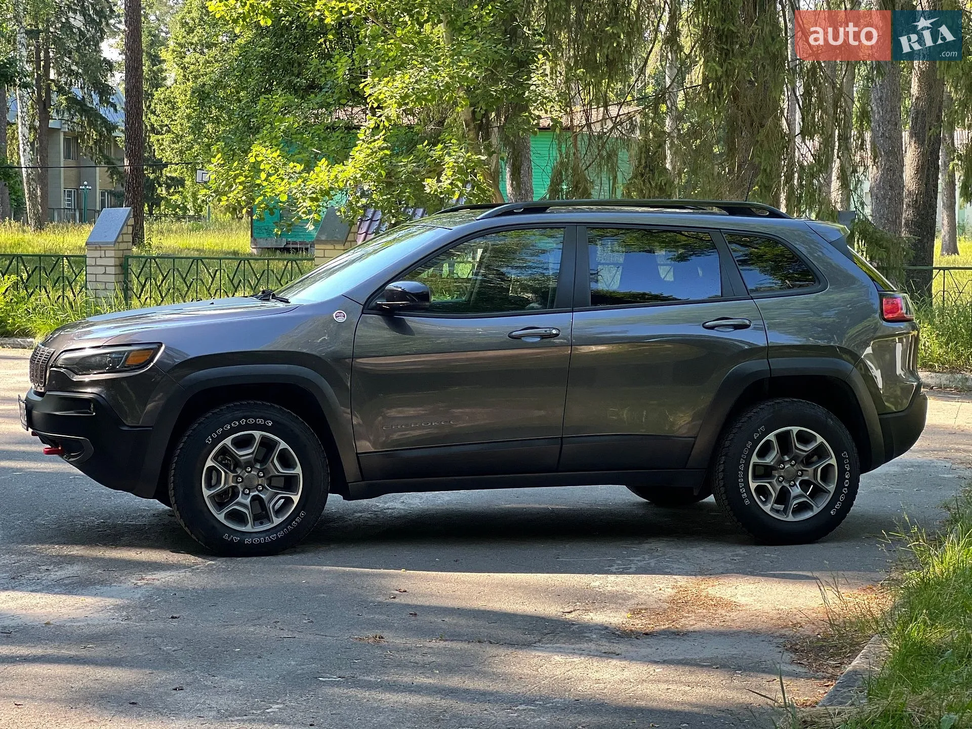 2022 Jeep Cherokee - мініатюра 12