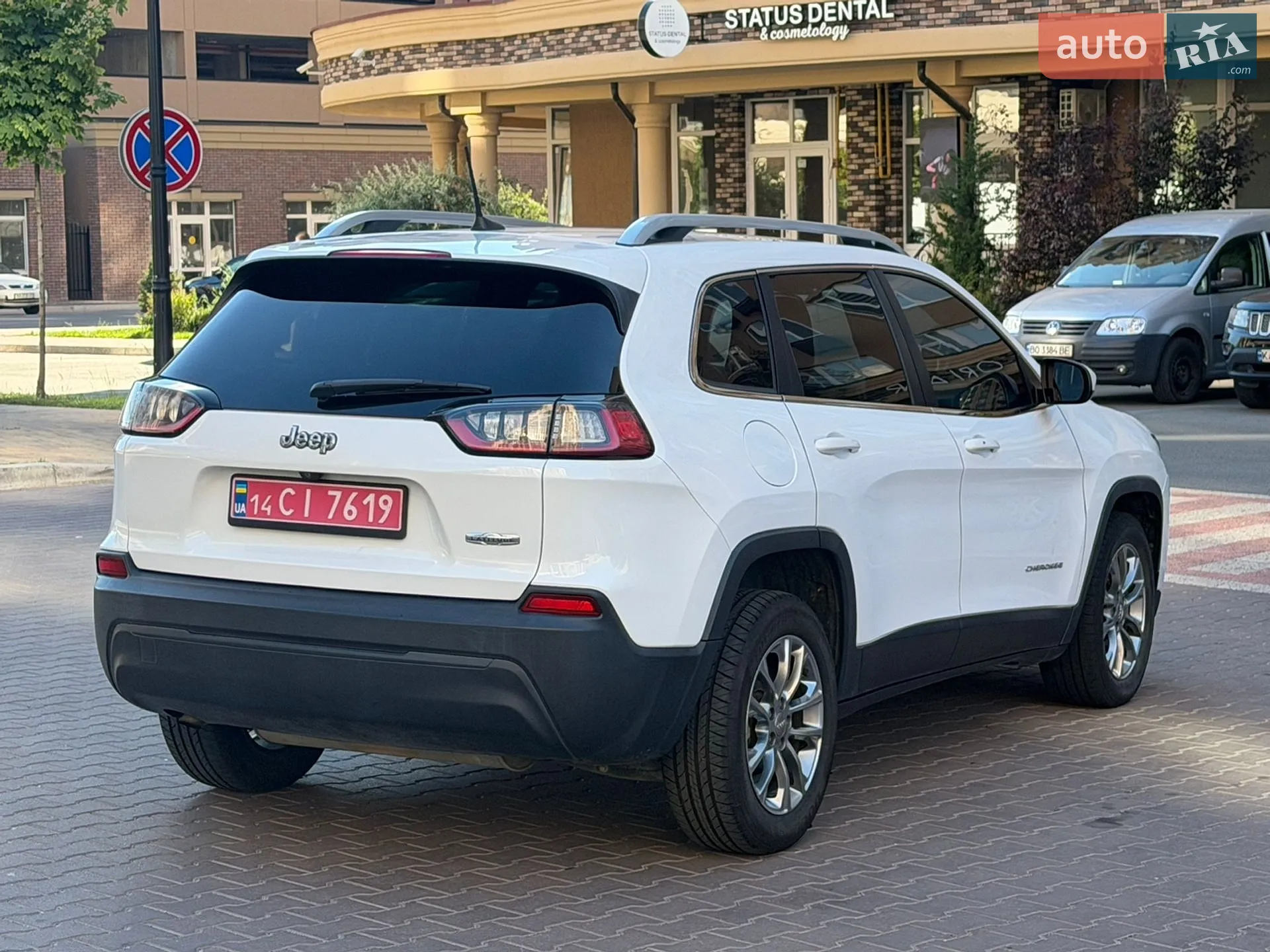 2019 Jeep Cherokee - мініатюра 3