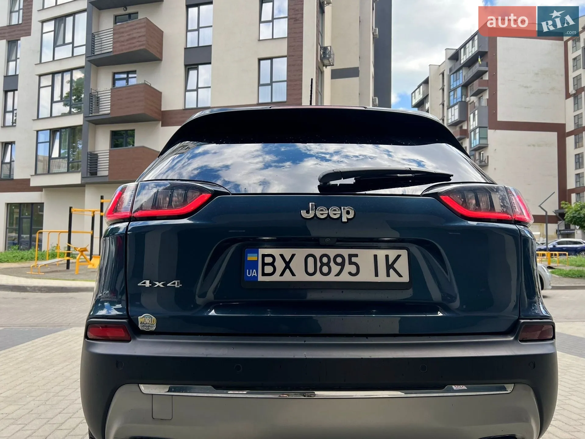 2020 Jeep Cherokee - мініатюра 4