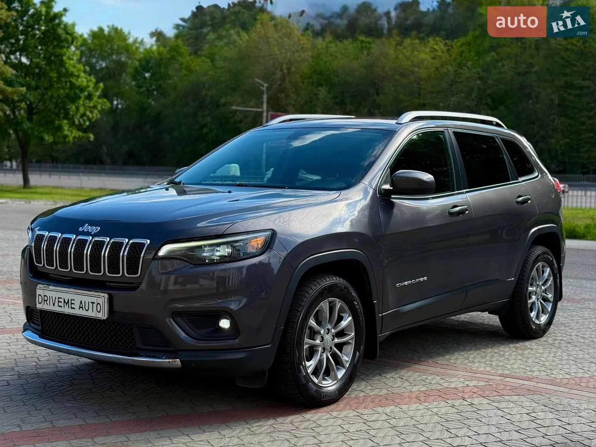2018 Jeep Cherokee - фото 1