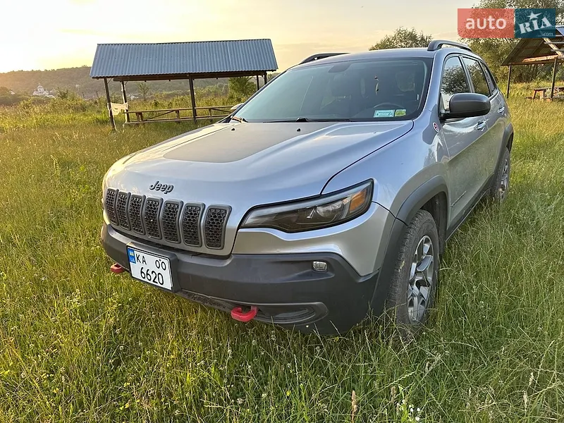 Jeep Cherokee