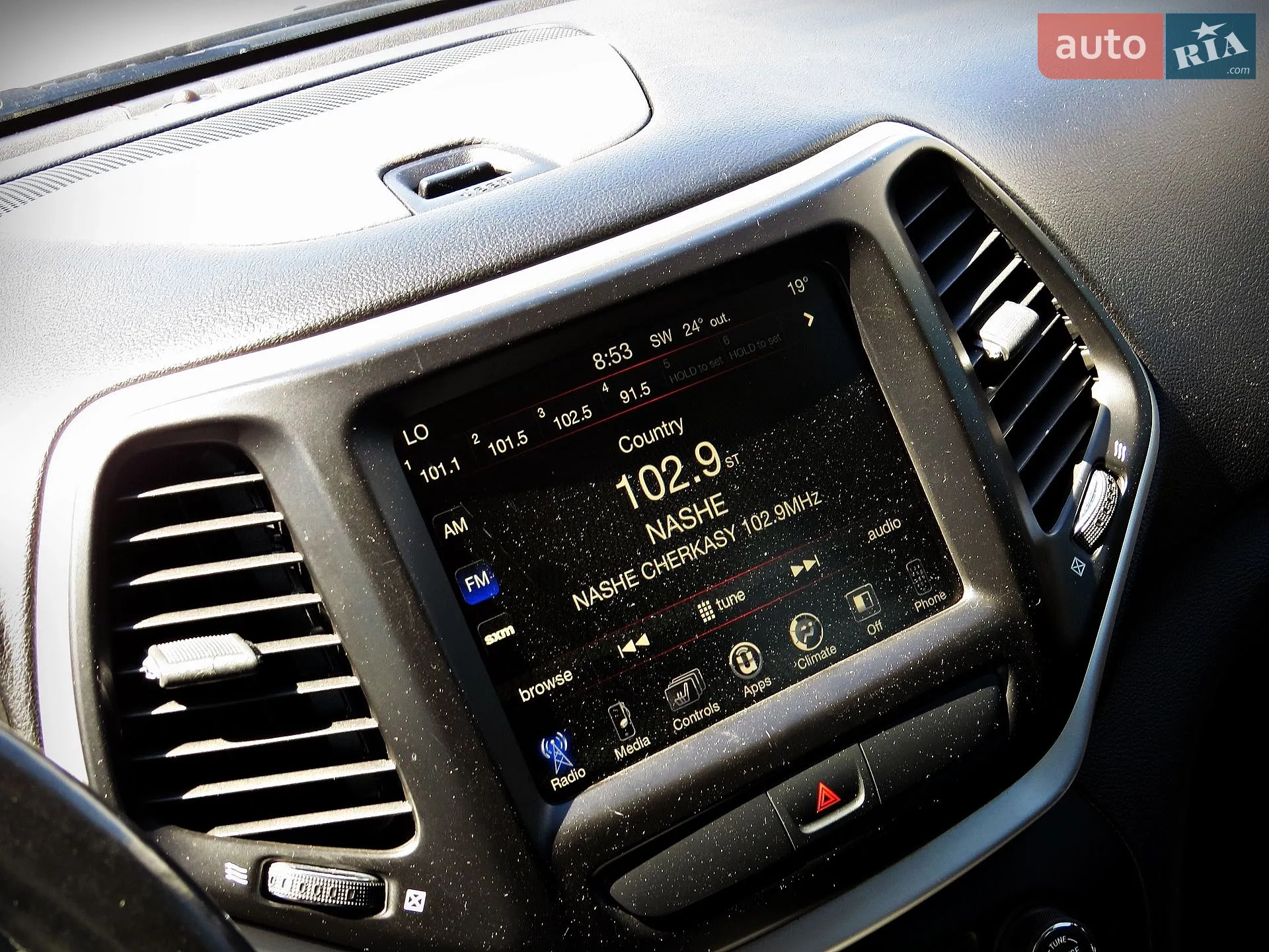 2016 Jeep Cherokee - мініатюра 15