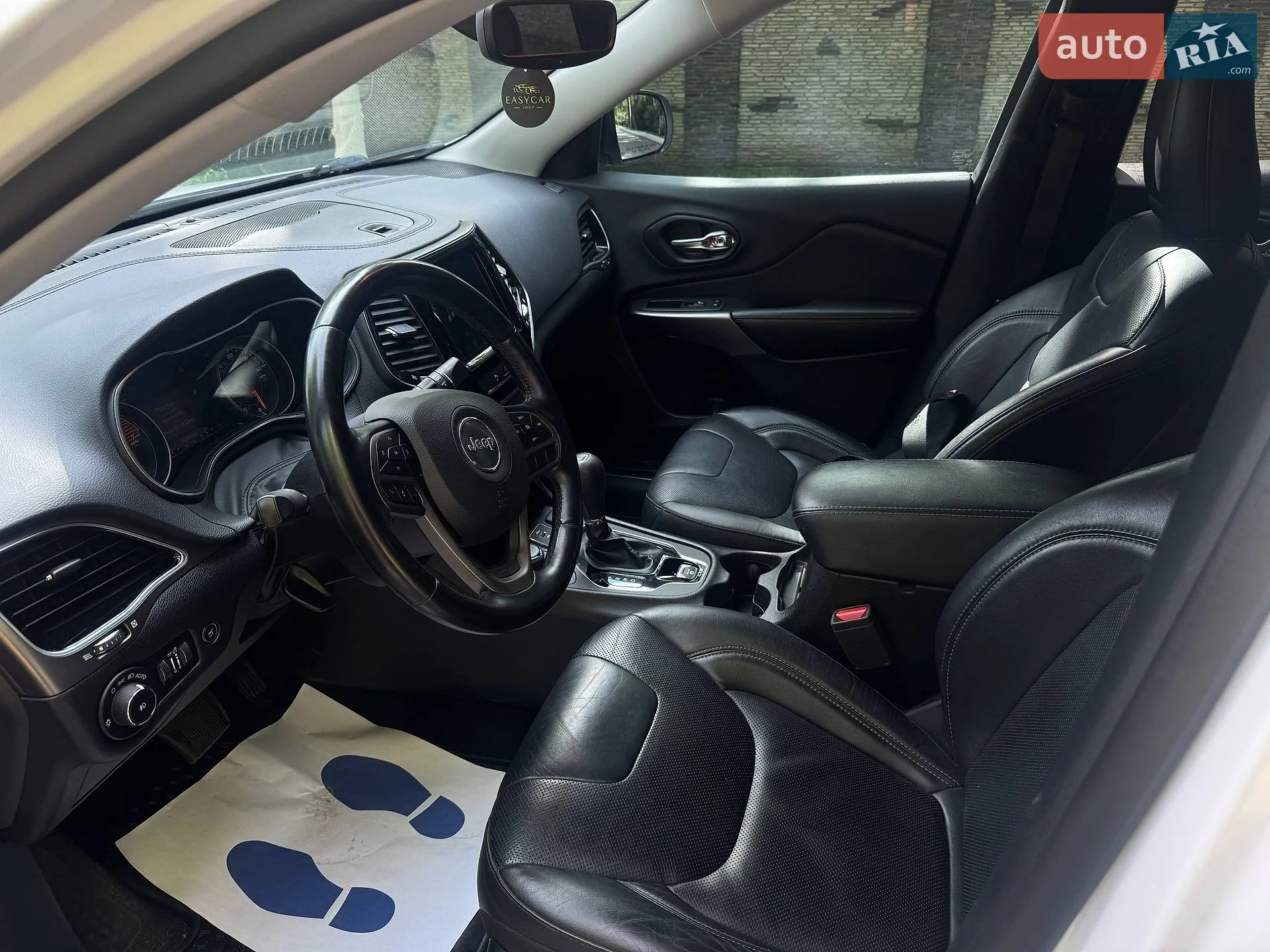 2020 Jeep Cherokee - мініатюра 10