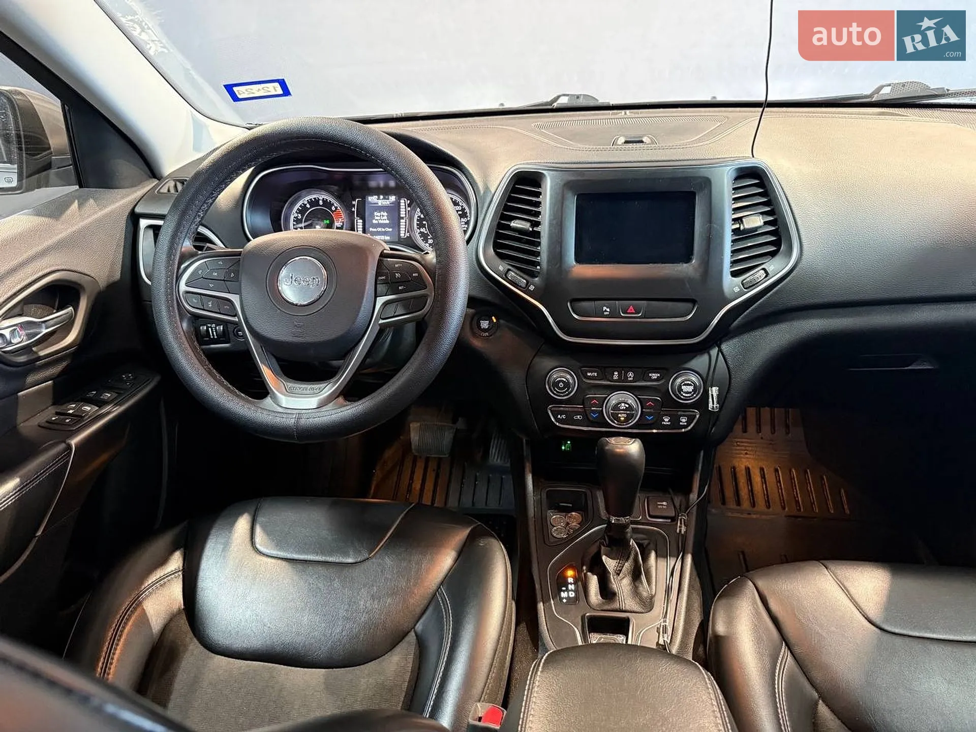 2019 Jeep Cherokee - мініатюра 14