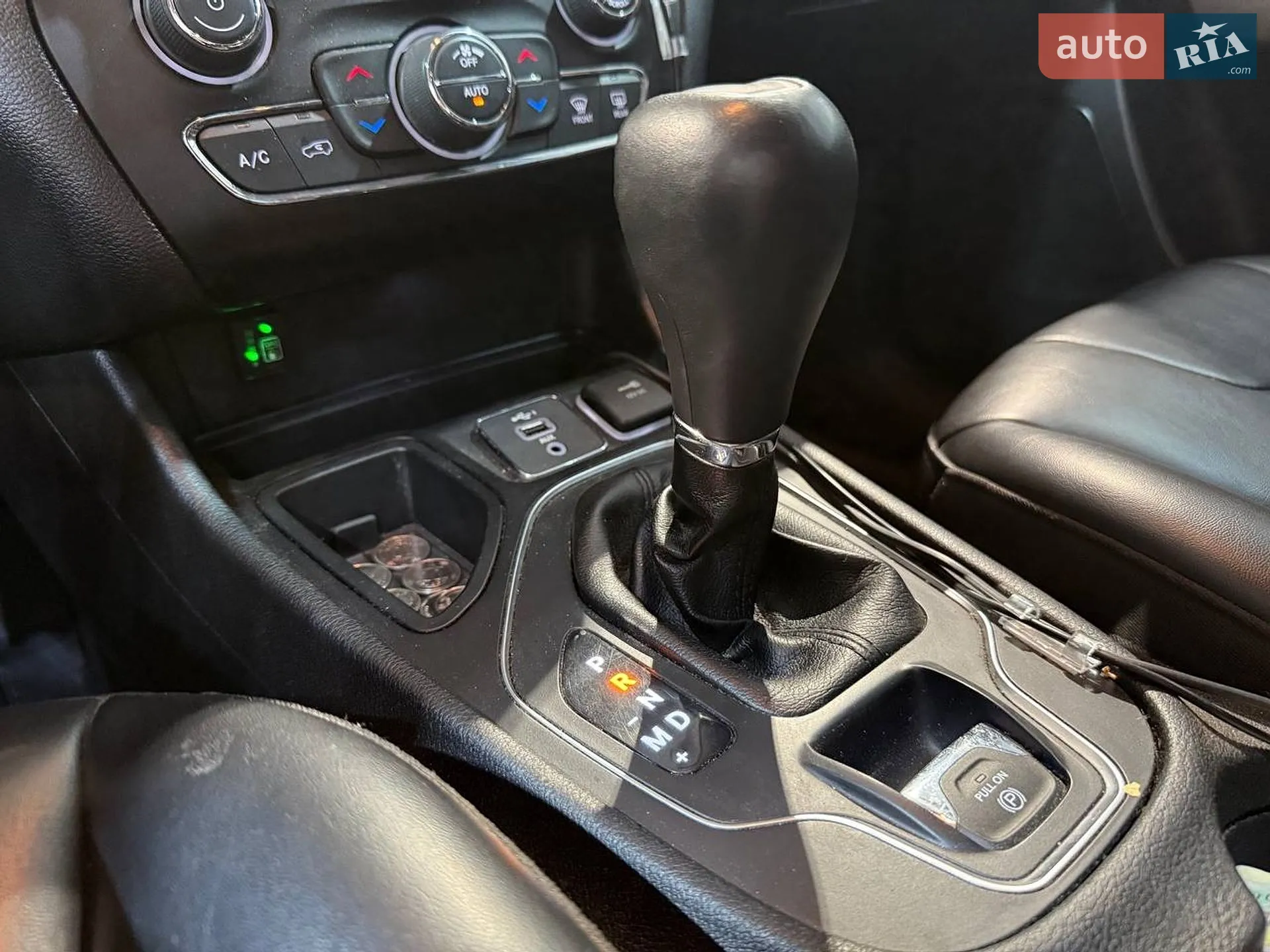 2019 Jeep Cherokee - мініатюра 26
