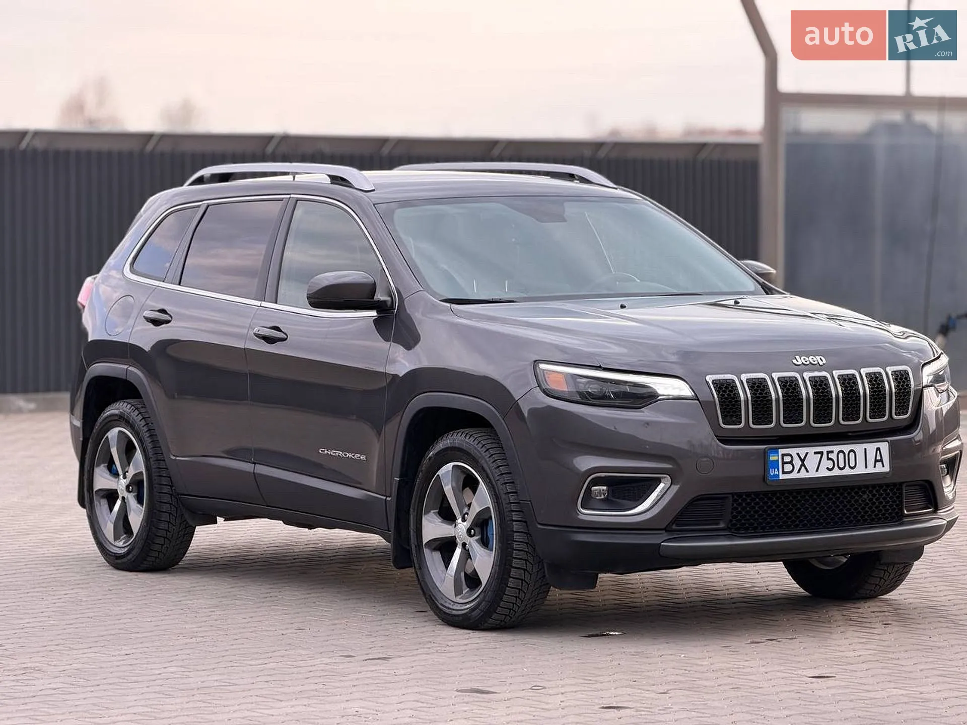 2019 Jeep Cherokee - мініатюра 2