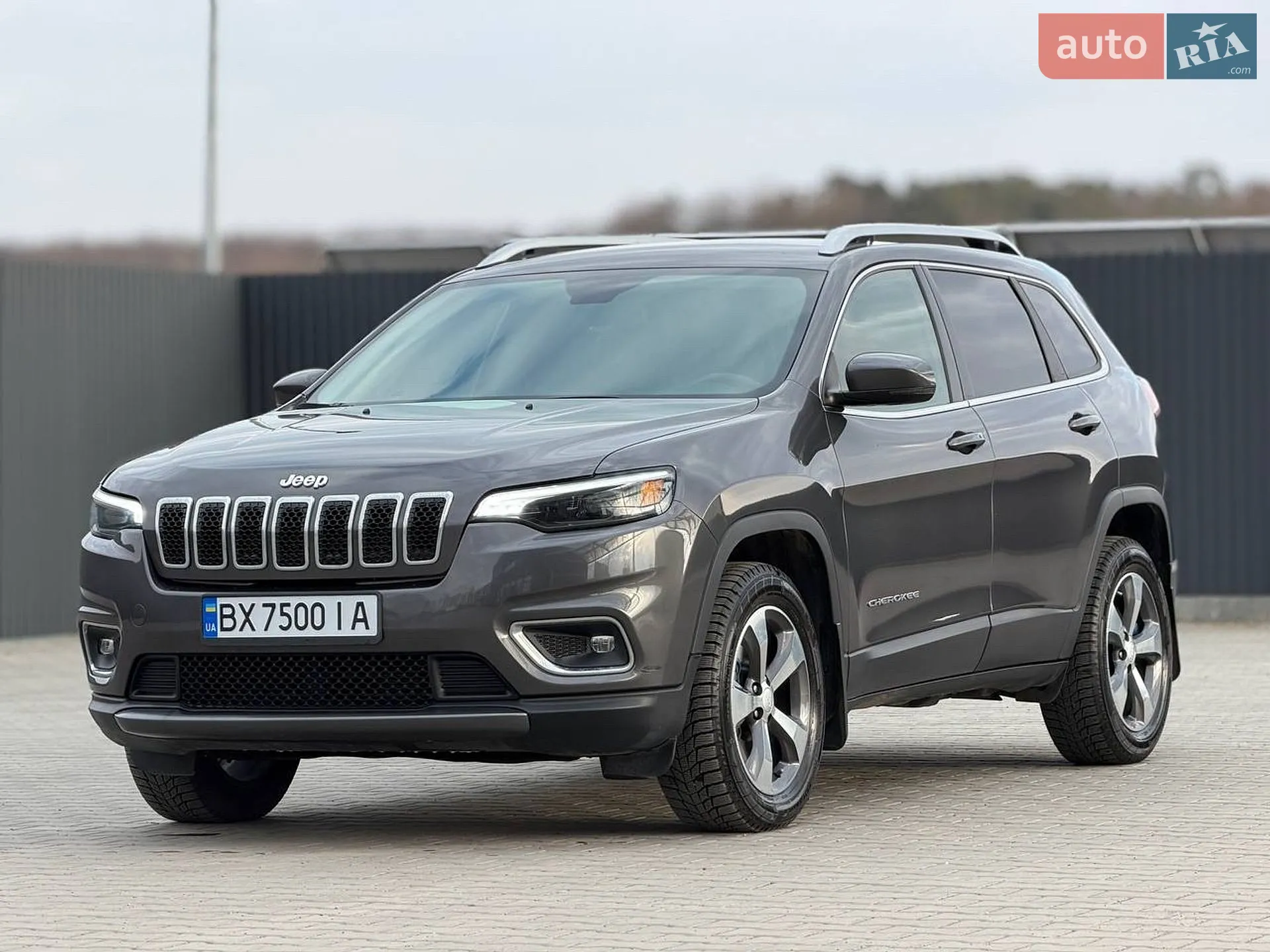 2019 Jeep Cherokee - мініатюра 40