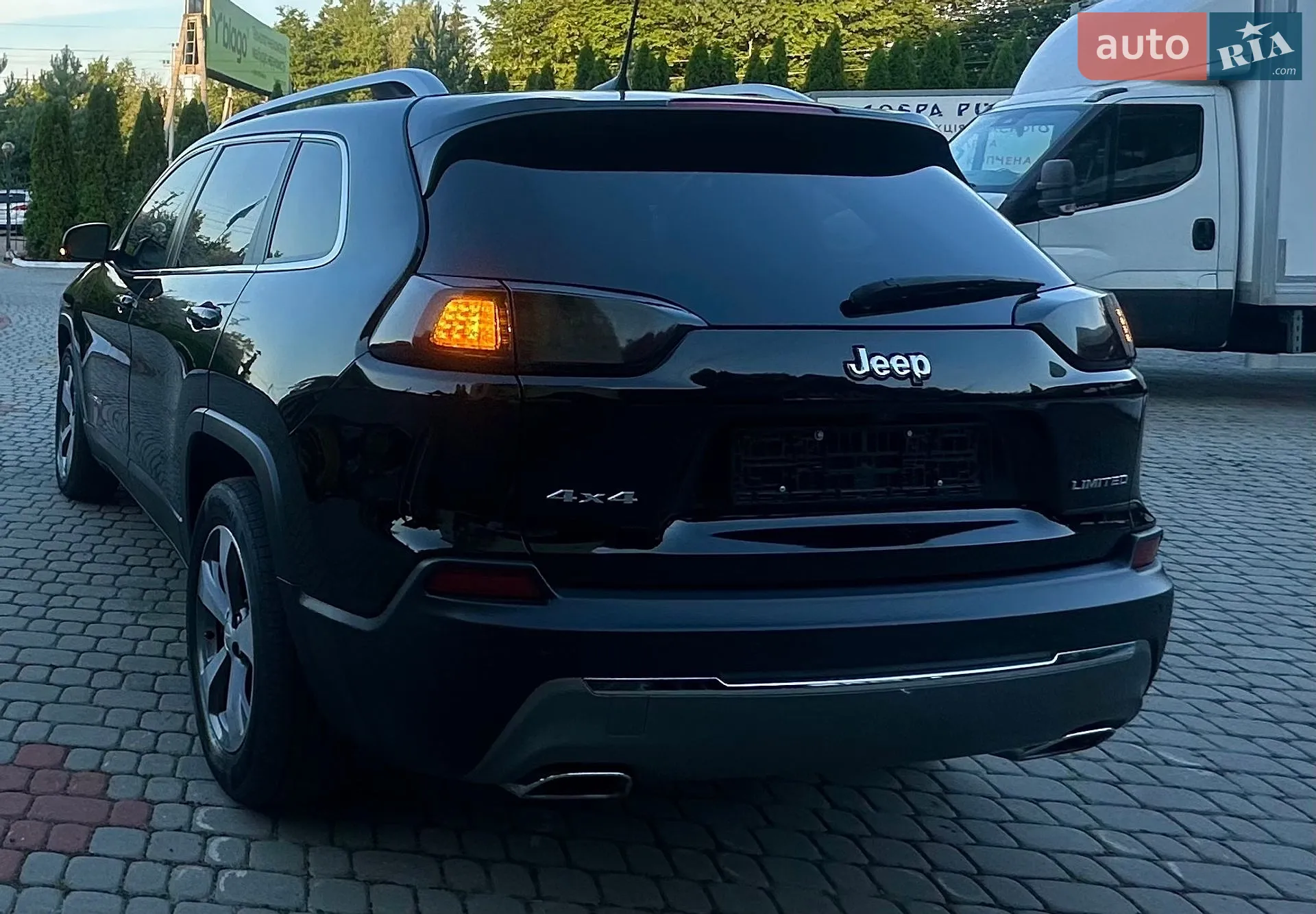 2018 Jeep Cherokee - мініатюра 19