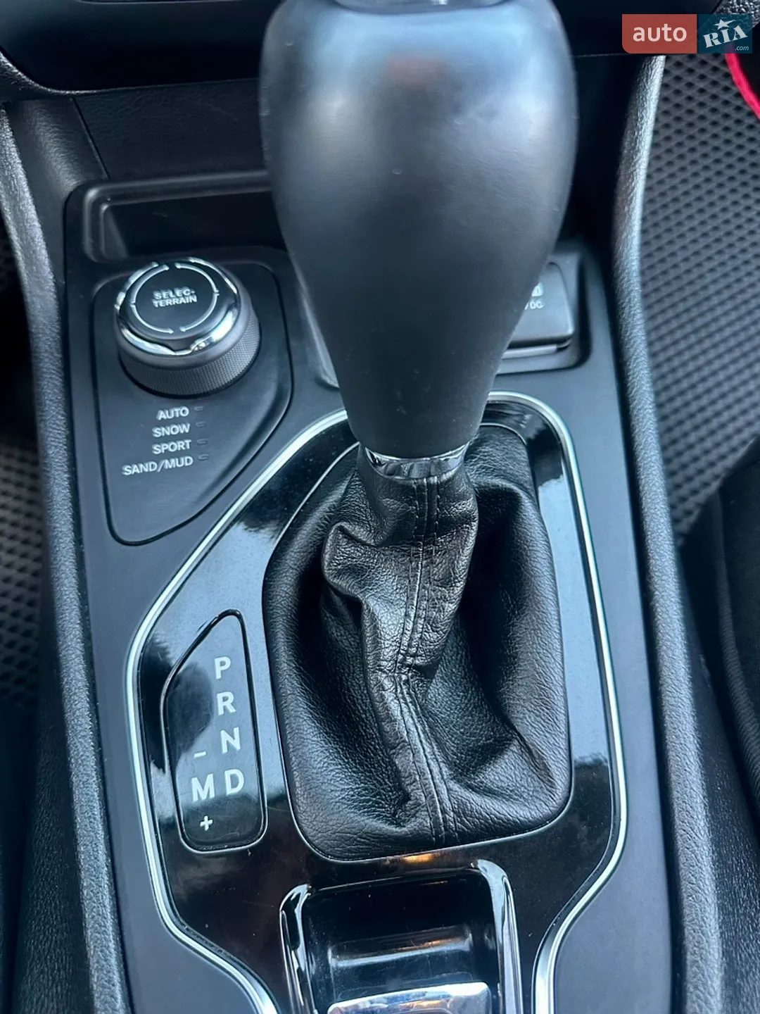 2018 Jeep Cherokee - мініатюра 45