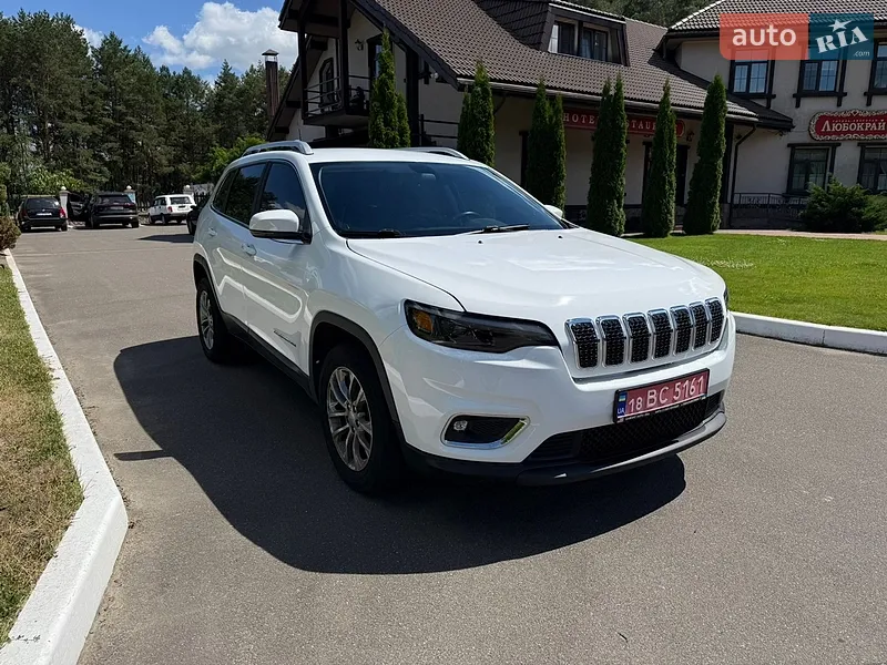 Jeep Cherokee