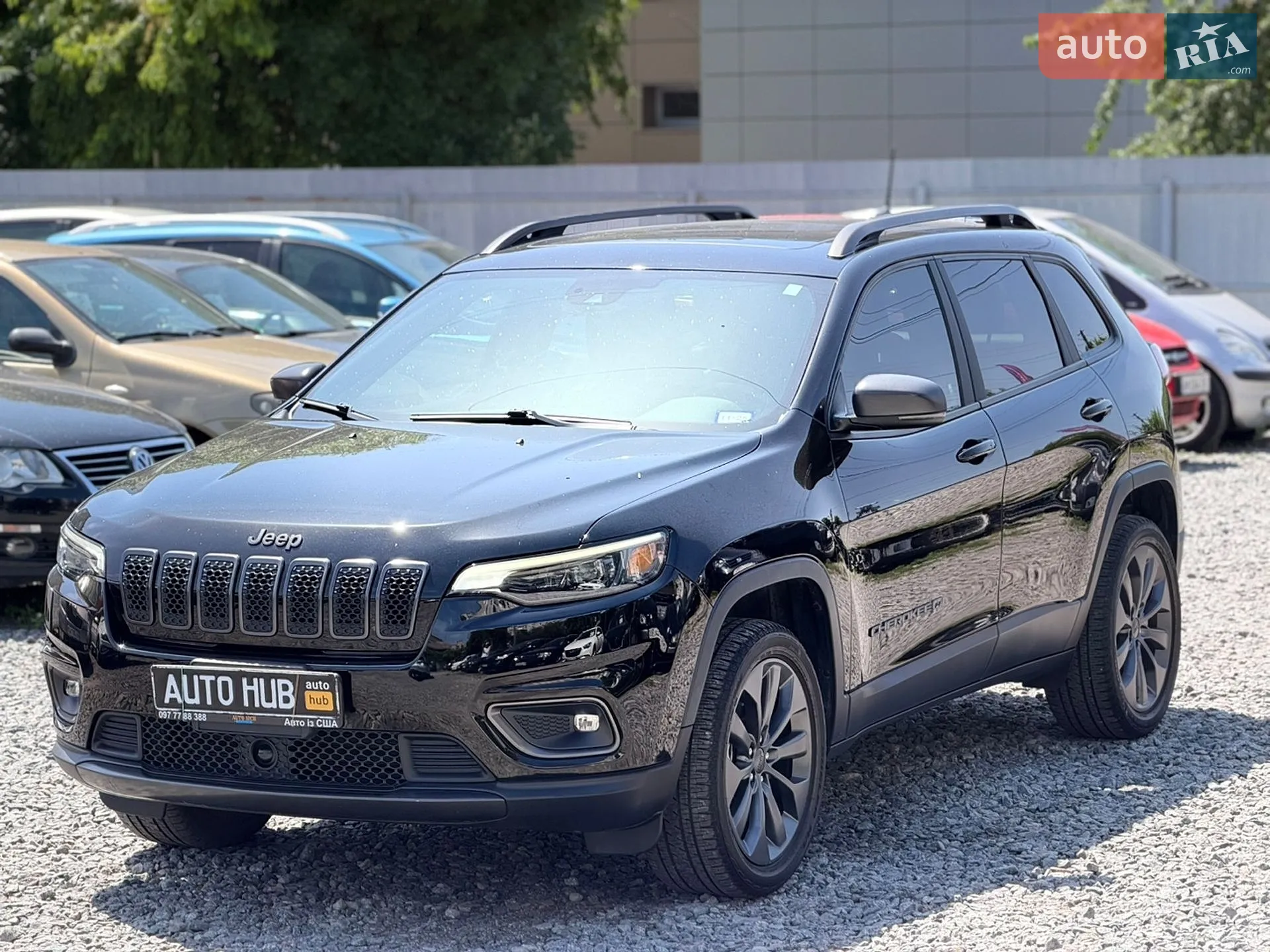 2020 Jeep Cherokee - мініатюра 5