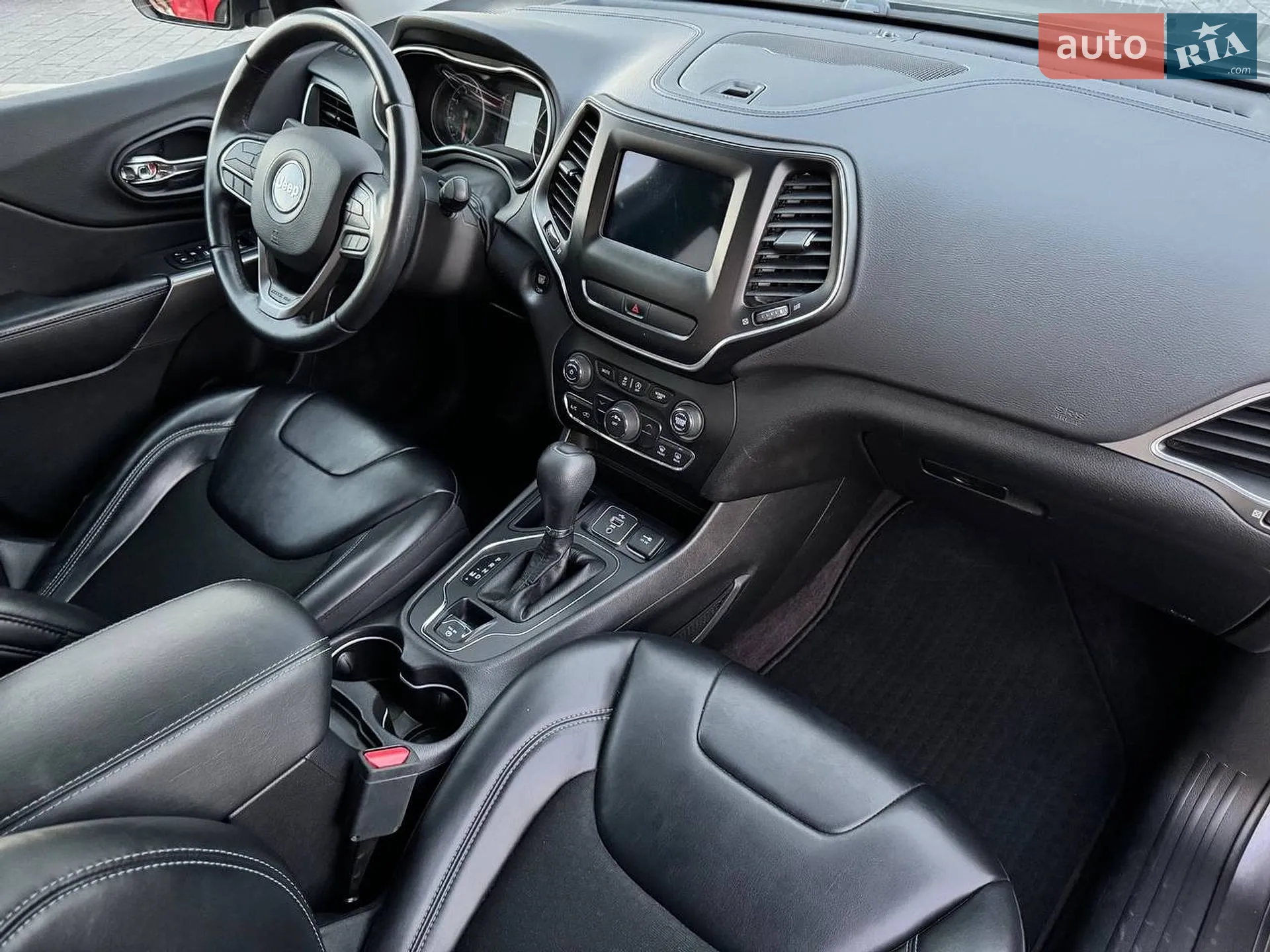 2018 Jeep Cherokee - мініатюра 16