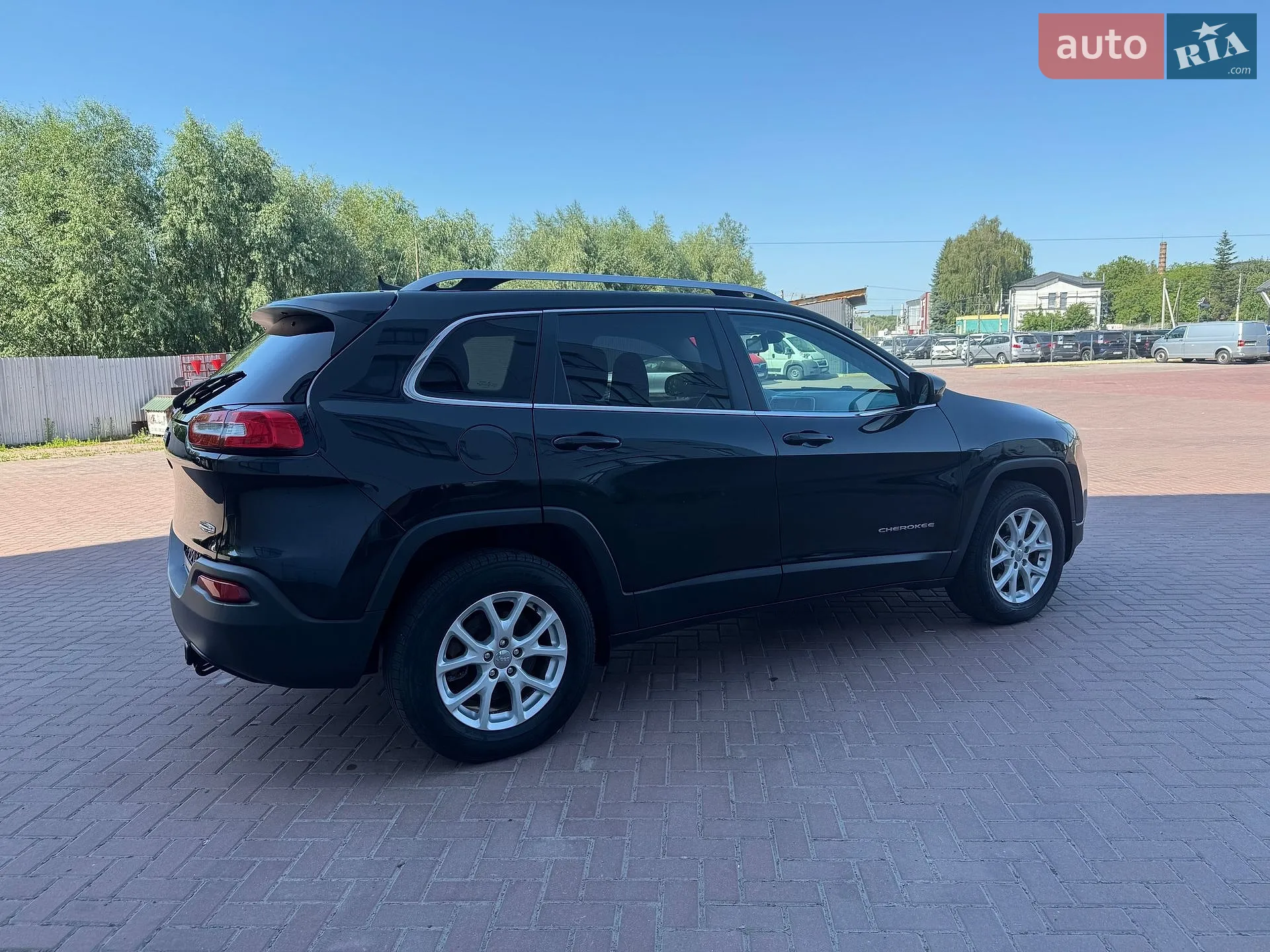 2016 Jeep Cherokee - мініатюра 6