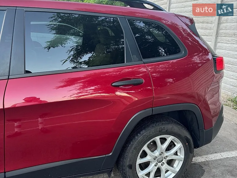 Jeep Cherokee 2017 VIN 1C4PJMAB7HW631579 фото оголошення 13 з 63