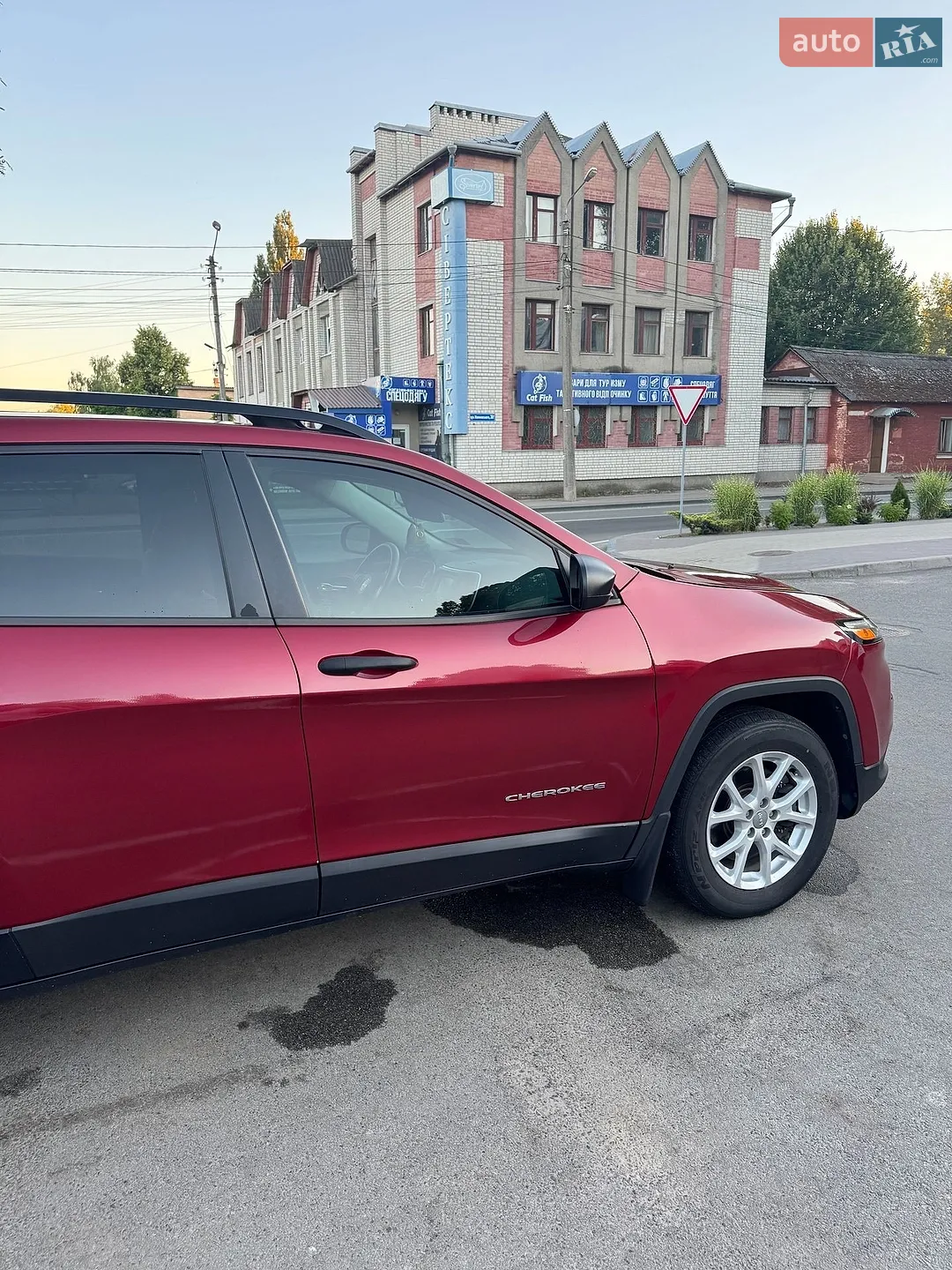 2017 Jeep Cherokee - мініатюра 15