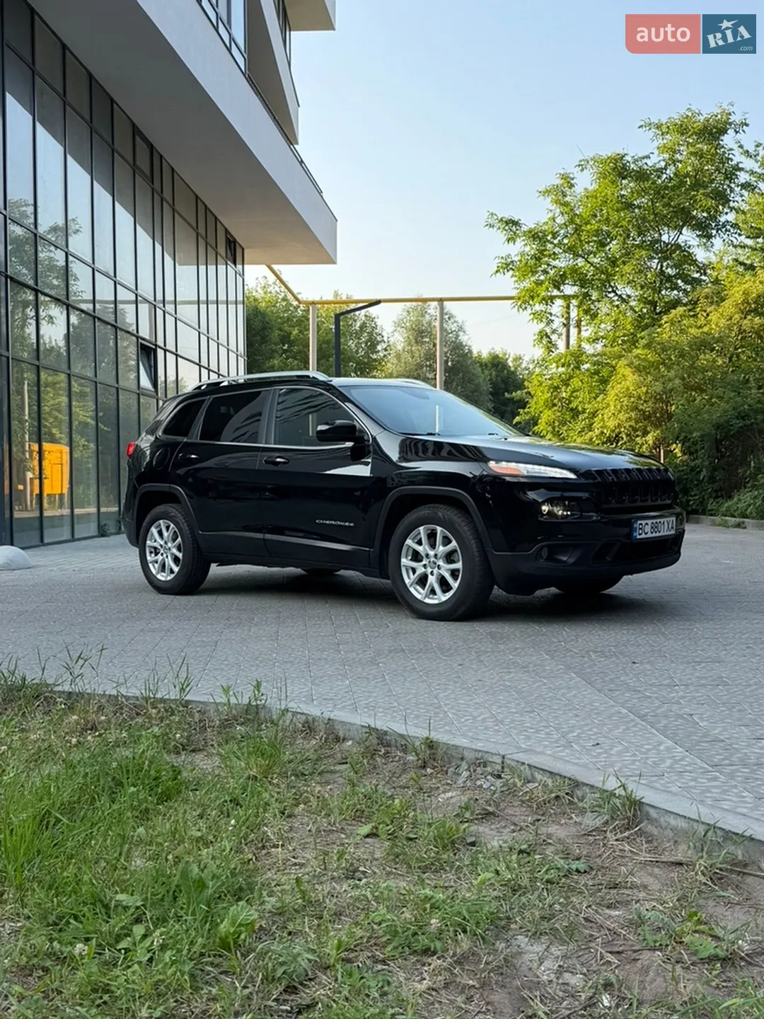 2017 Jeep Cherokee - мініатюра 4
