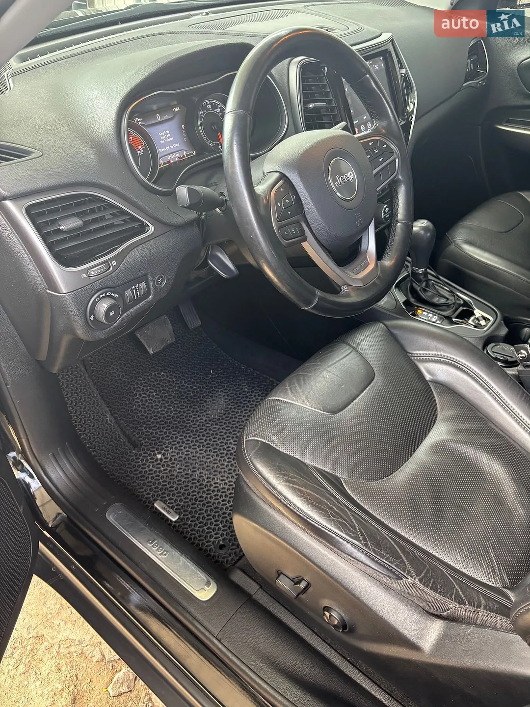 2019 Jeep Cherokee - мініатюра 19