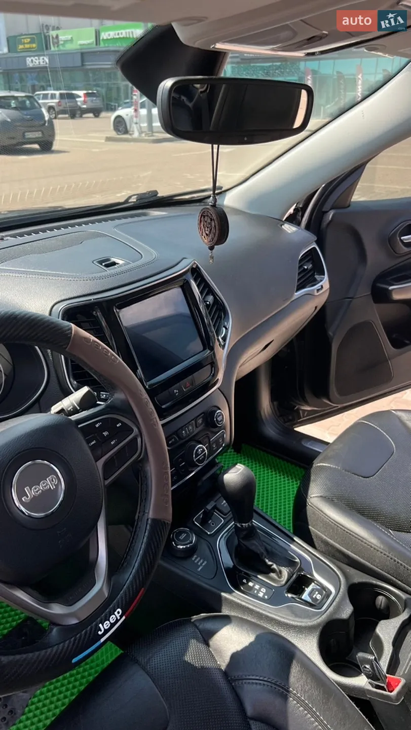 2018 Jeep Cherokee - мініатюра 47
