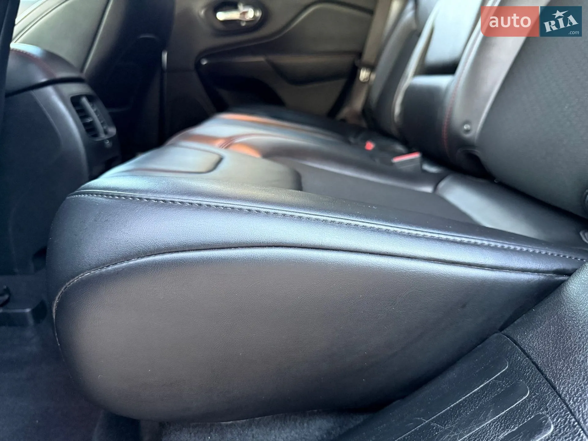 2018 Jeep Cherokee - мініатюра 30